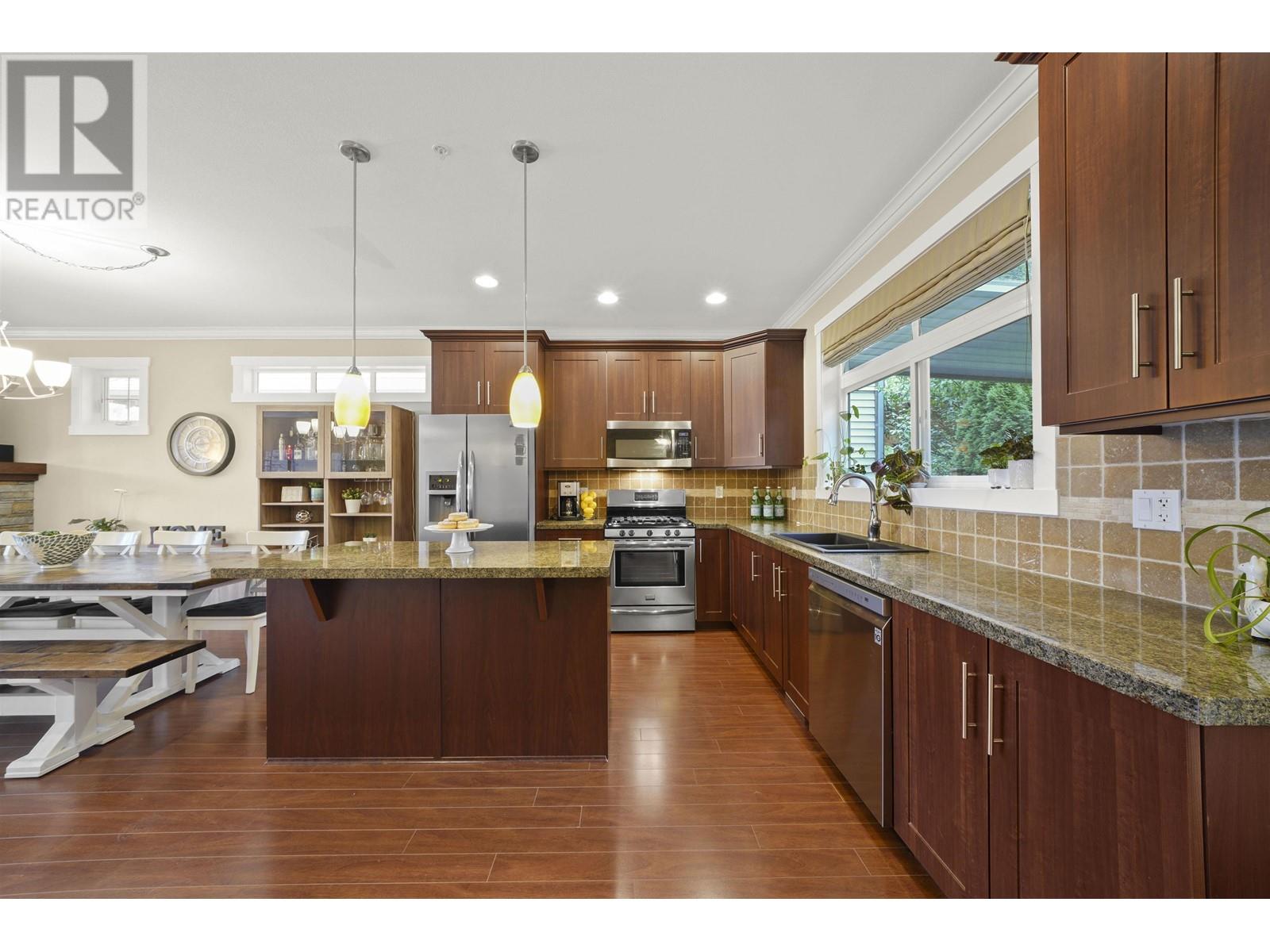 23166 Gilbert Drive, Maple Ridge, British Columbia  V4R 0C3 - Photo 2 - R2819876