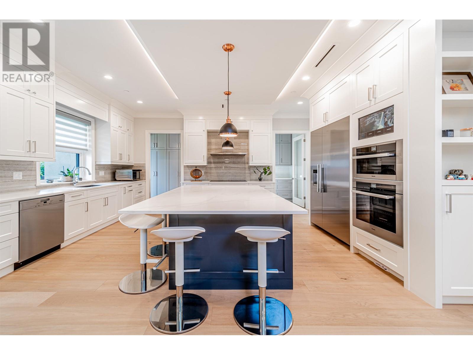 2678 W 22nd Avenue, Vancouver, British Columbia  V6L 1M2 - Photo 10 - R2820020