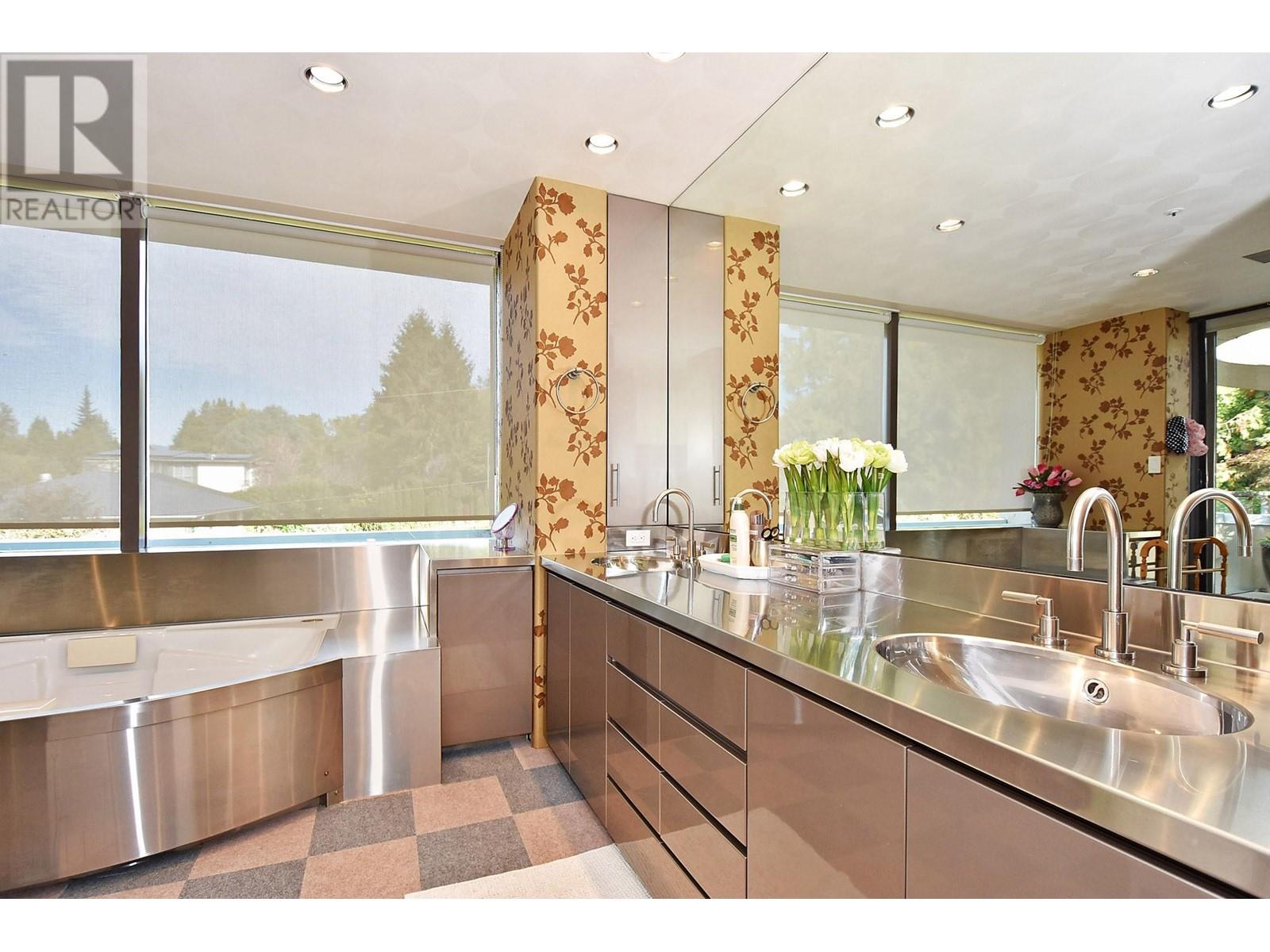 1919 W 57th Avenue, Vancouver, British Columbia  V6P 1T9 - Photo 11 - R2819914