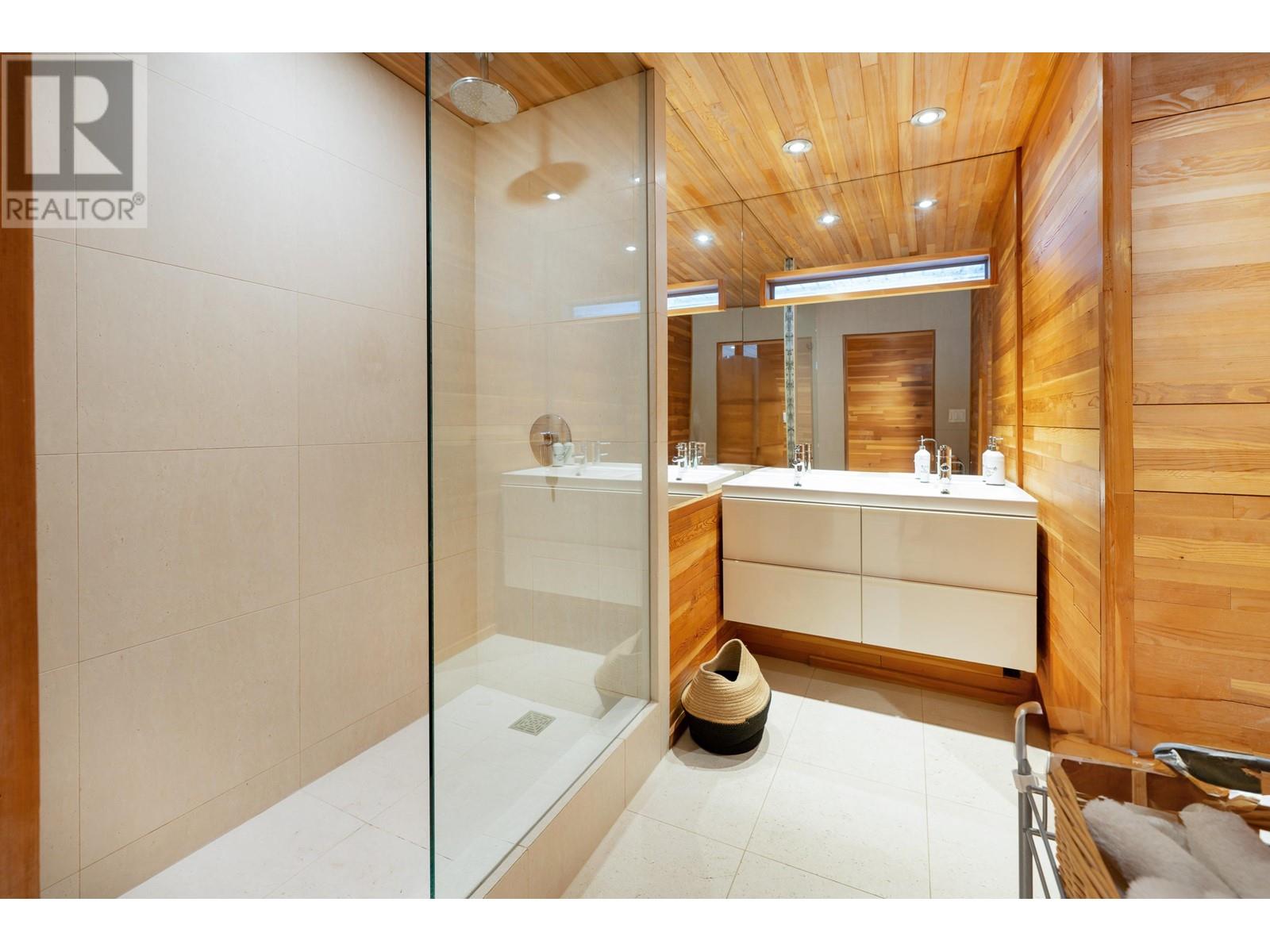 3707 Wellington Street, Port Coquitlam, British Columbia  V3B 3Y9 - Photo 15 - R2819003