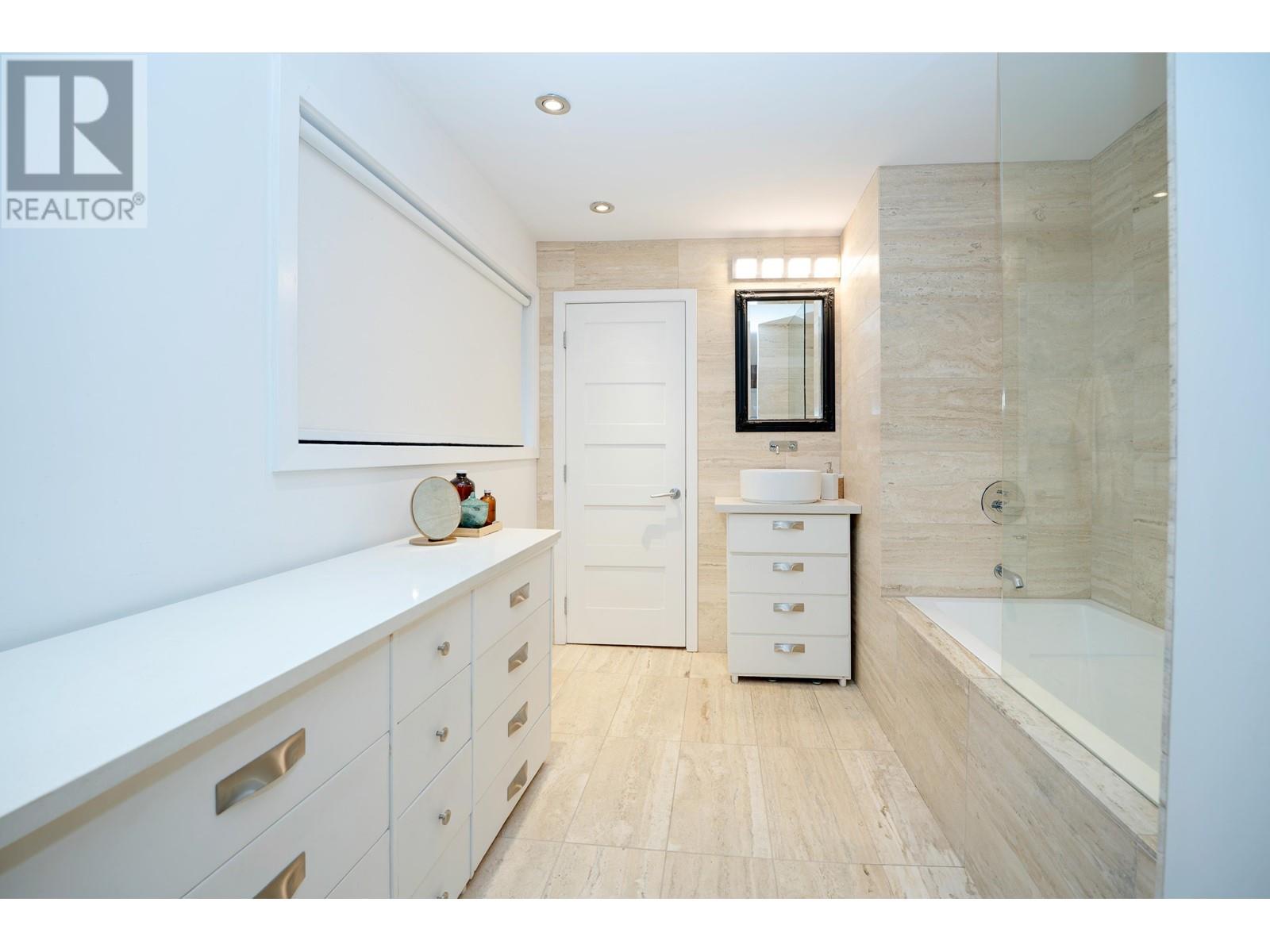 3707 Wellington Street, Port Coquitlam, British Columbia  V3B 3Y9 - Photo 19 - R2819003