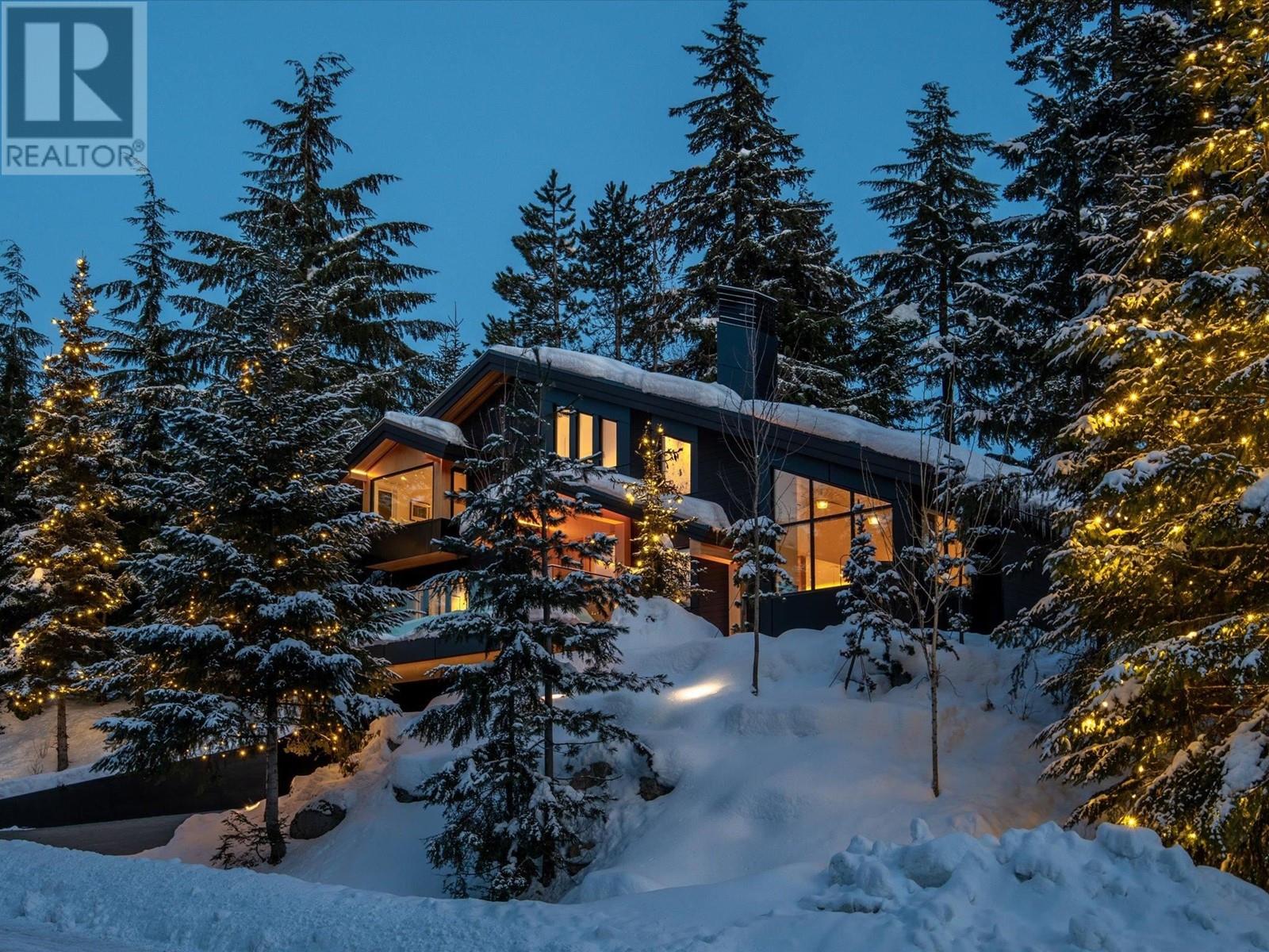 6343 FAIRWAY DRIVE, whistler, British Columbia