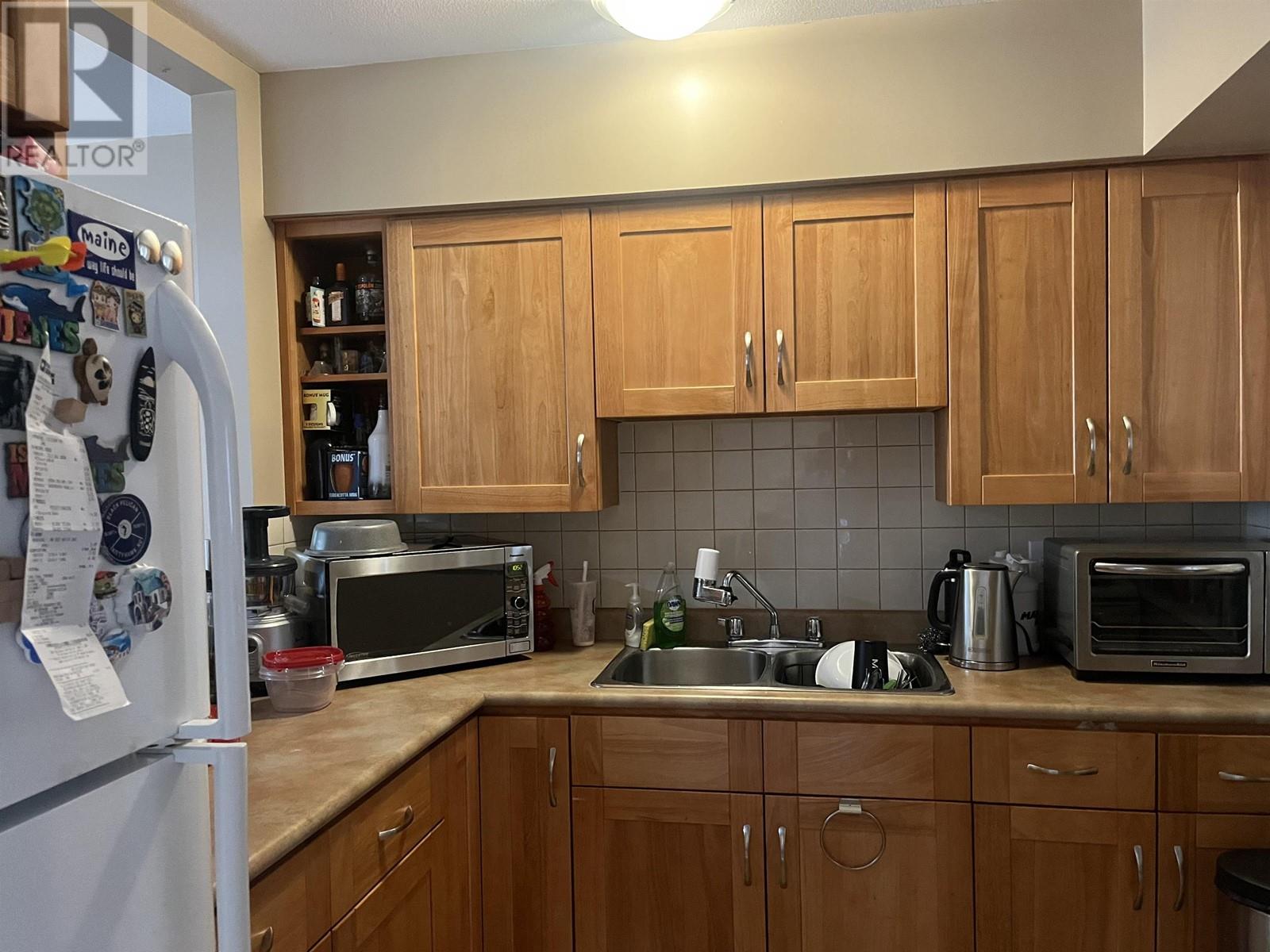 7766-7768 4th Street, Burnaby, British Columbia  V3N 4N6 - Photo 3 - R2820045