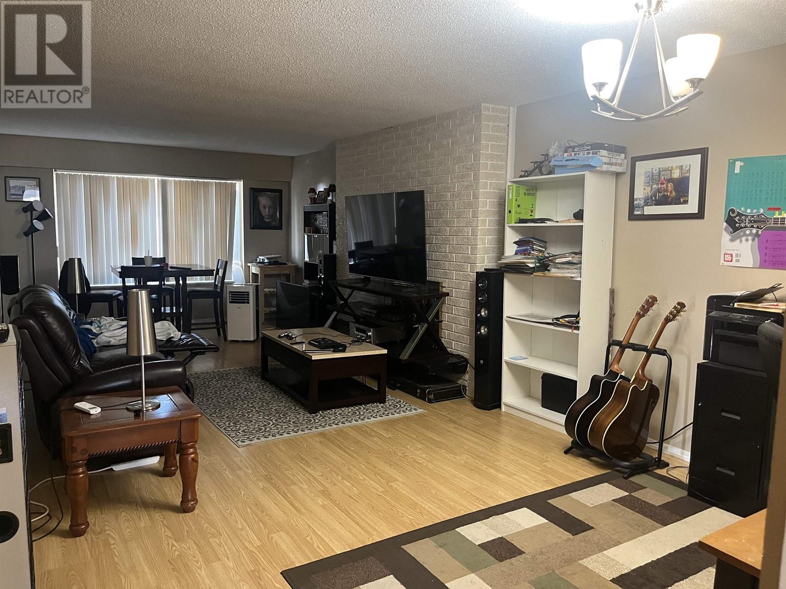 7766-7768 4th Street, Burnaby, British Columbia  V3N 4N6 - Photo 5 - R2820045