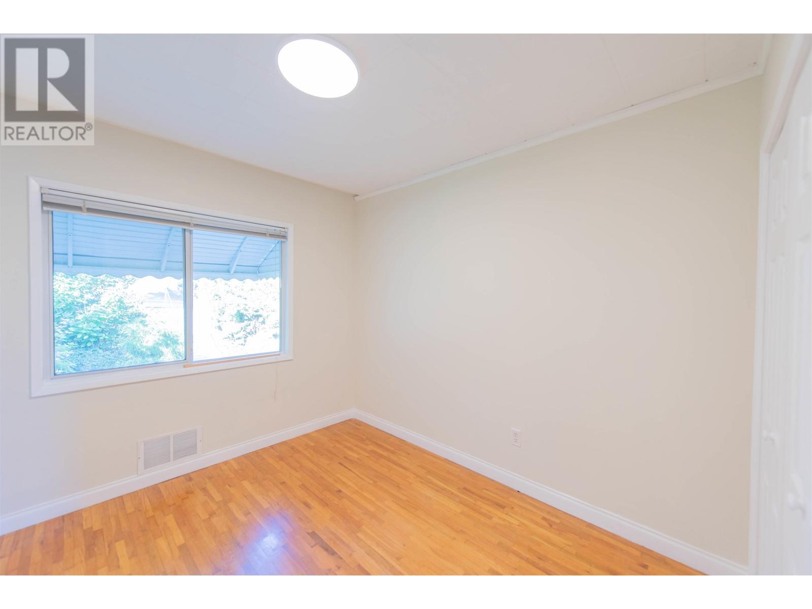 6070 Elgin Avenue, Burnaby, British Columbia  V5H 3S4 - Photo 14 - R2818971