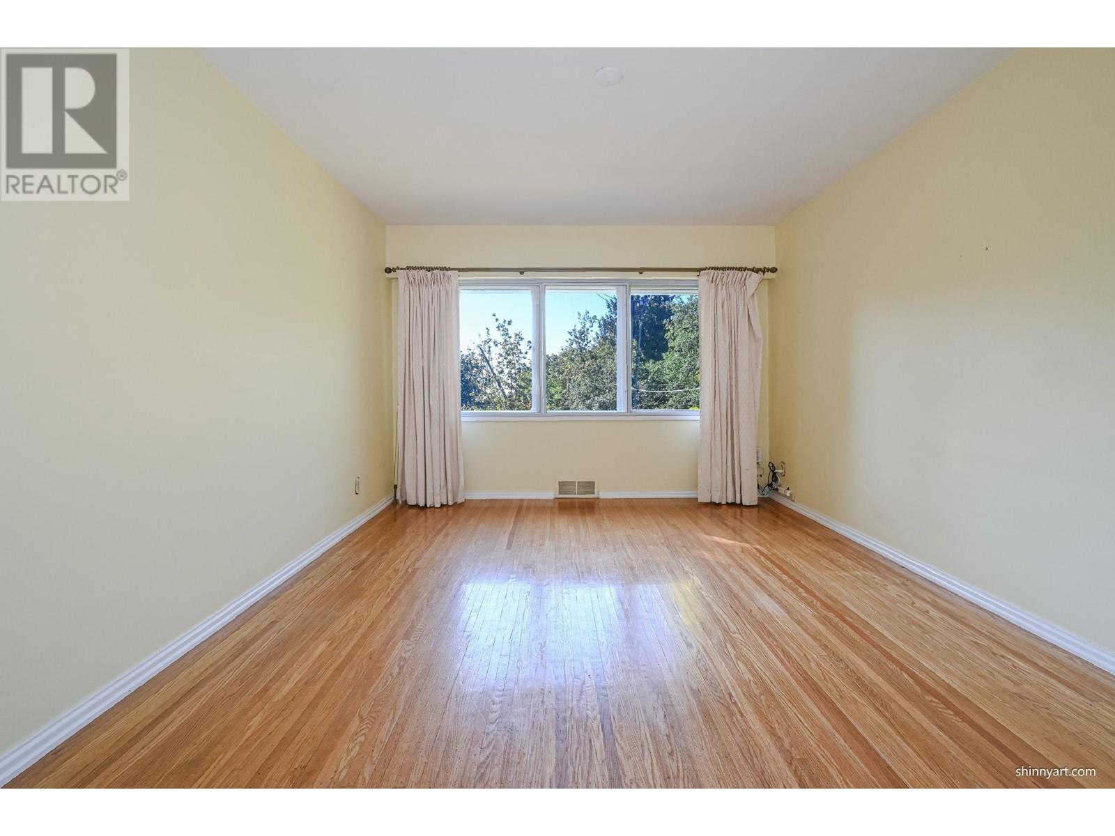 4419 Marine Drive, Burnaby, British Columbia  V5J 3G1 - Photo 14 - R2818799