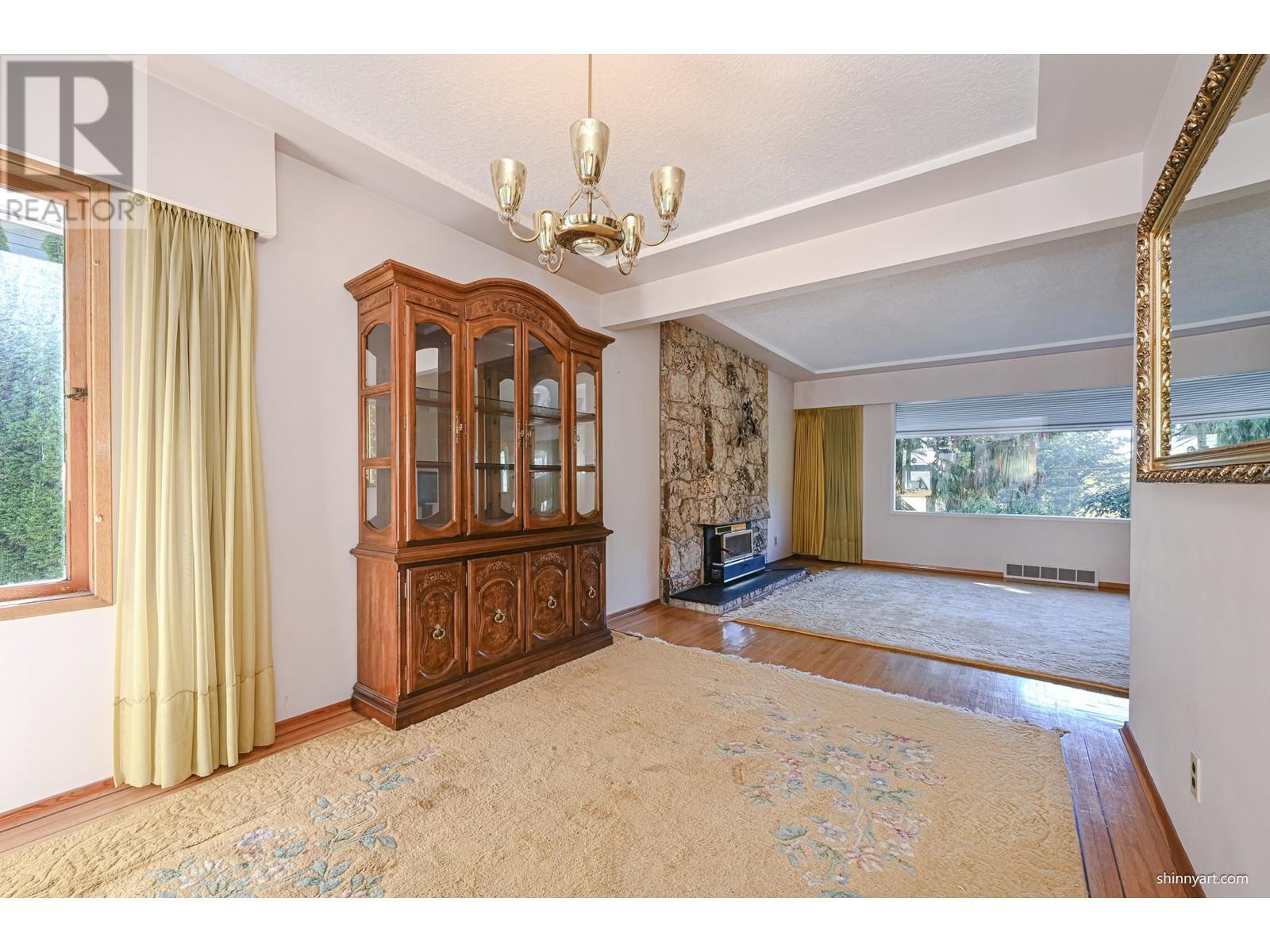 4419 Marine Drive, Burnaby, British Columbia  V5J 3G1 - Photo 12 - R2818799