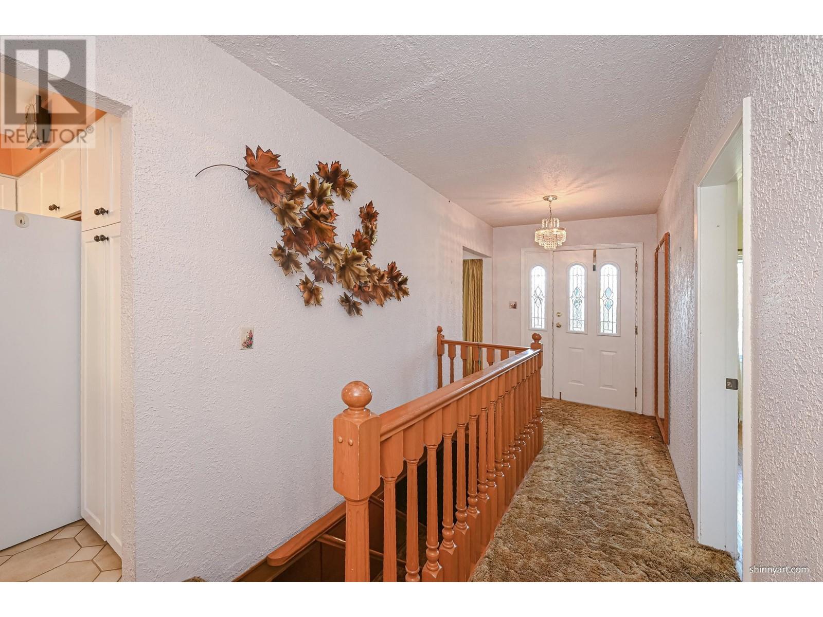 4419 Marine Drive, Burnaby, British Columbia  V5J 3G1 - Photo 13 - R2818799