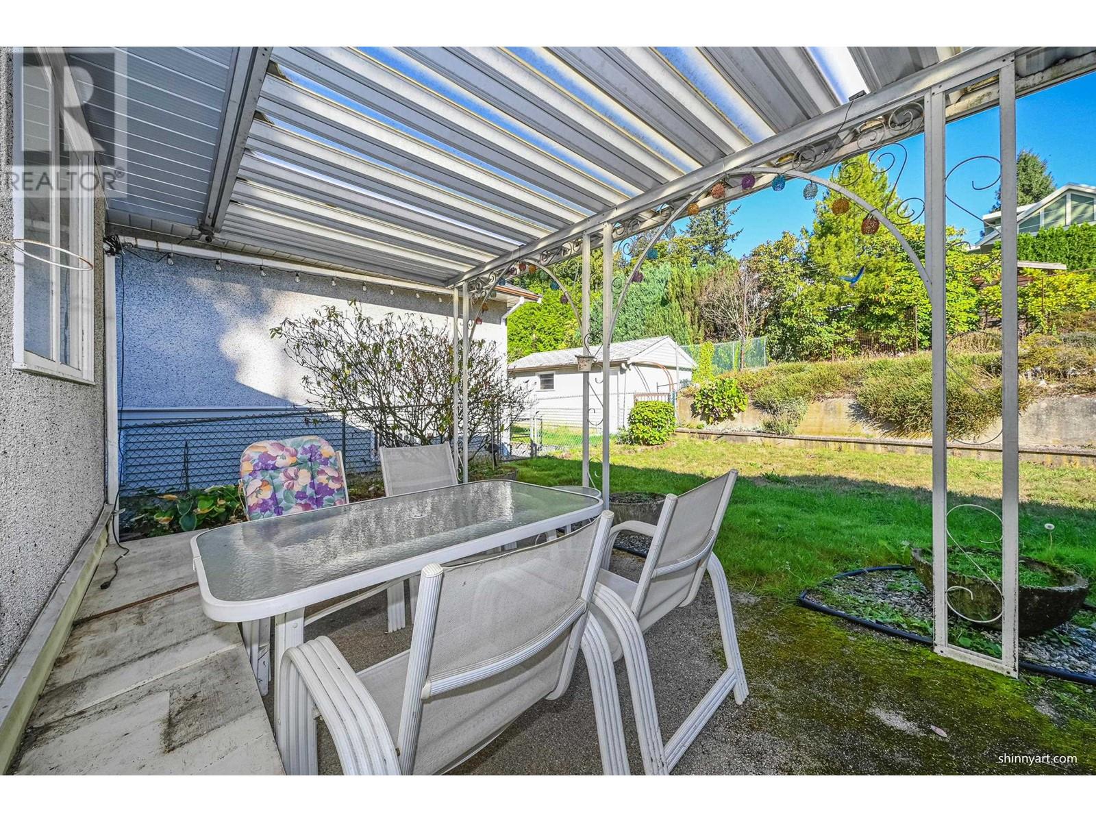4419 Marine Drive, Burnaby, British Columbia  V5J 3G1 - Photo 9 - R2818799