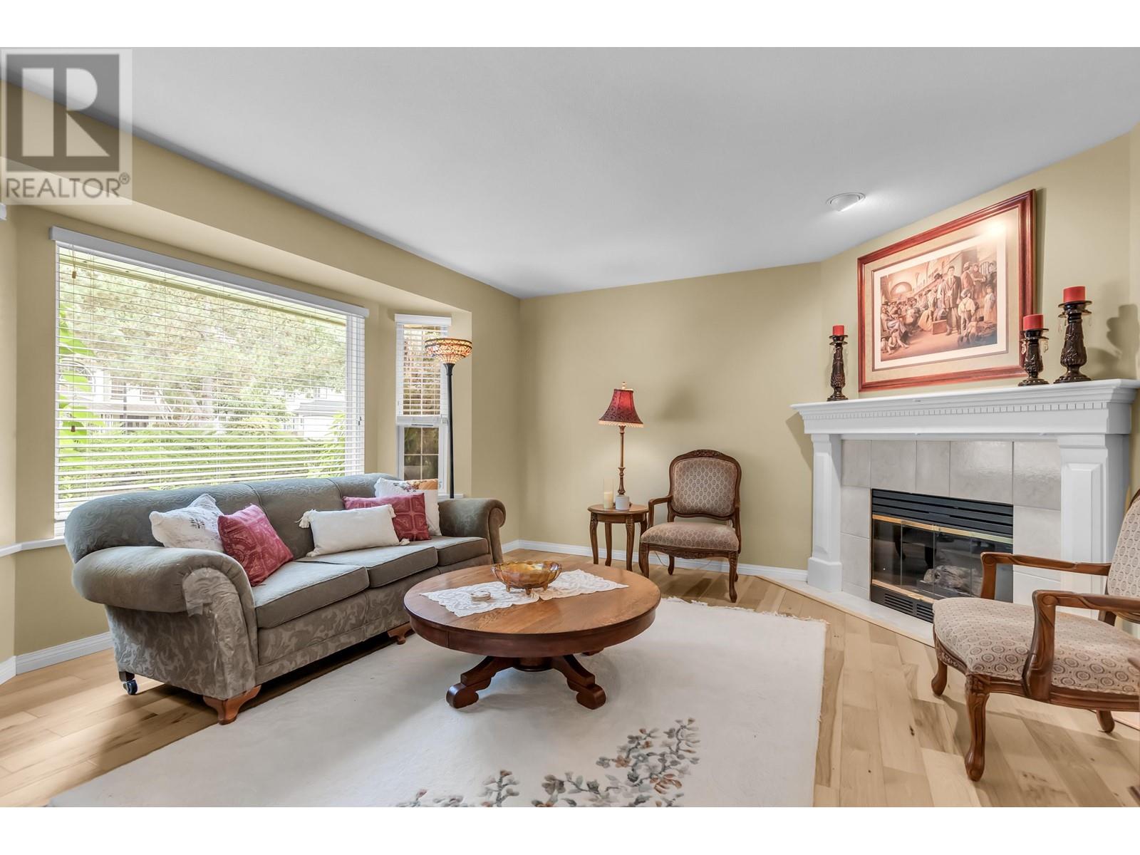 23705 106 Avenue, Maple Ridge, British Columbia  V2W 1B4 - Photo 5 - R2820097