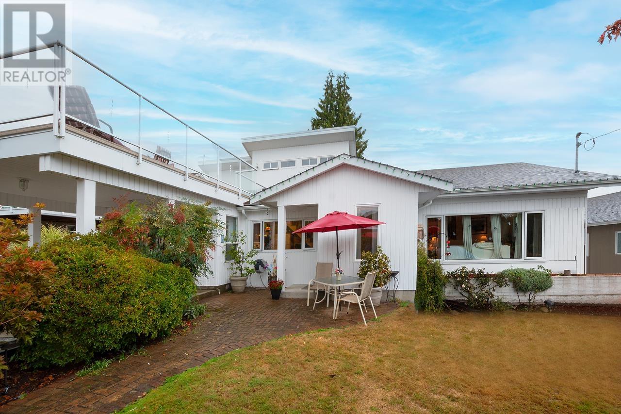 4218 CADDY ROAD, north vancouver, British Columbia