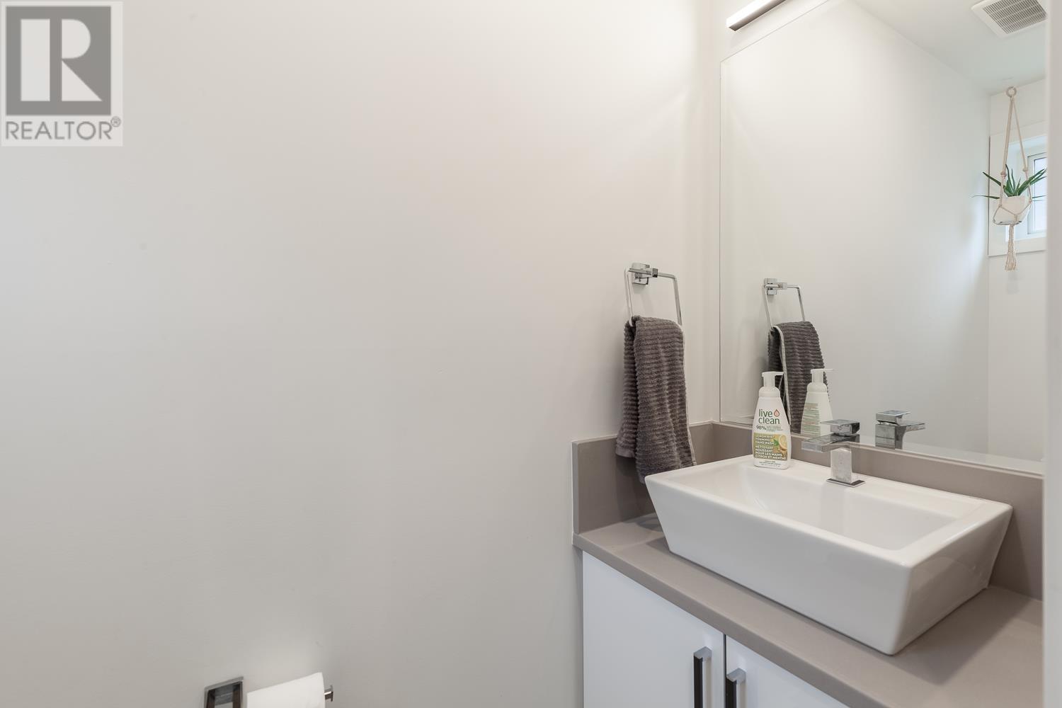 202 37808 Third Avenue, Squamish, British Columbia  V8B 1B9 - Photo 13 - R2819523