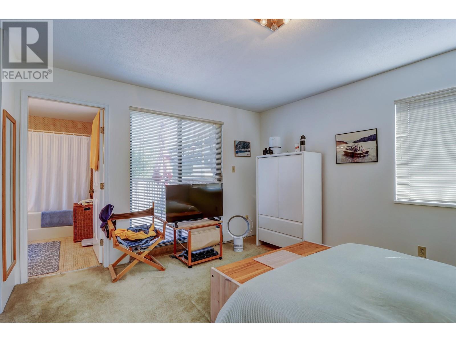 2425 Bayswater Street, Vancouver, British Columbia  V6K 4N3 - Photo 8 - R2820078