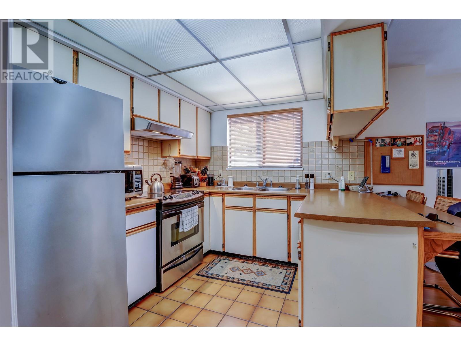 2425 Bayswater Street, Vancouver, British Columbia  V6K 4N3 - Photo 4 - R2820078