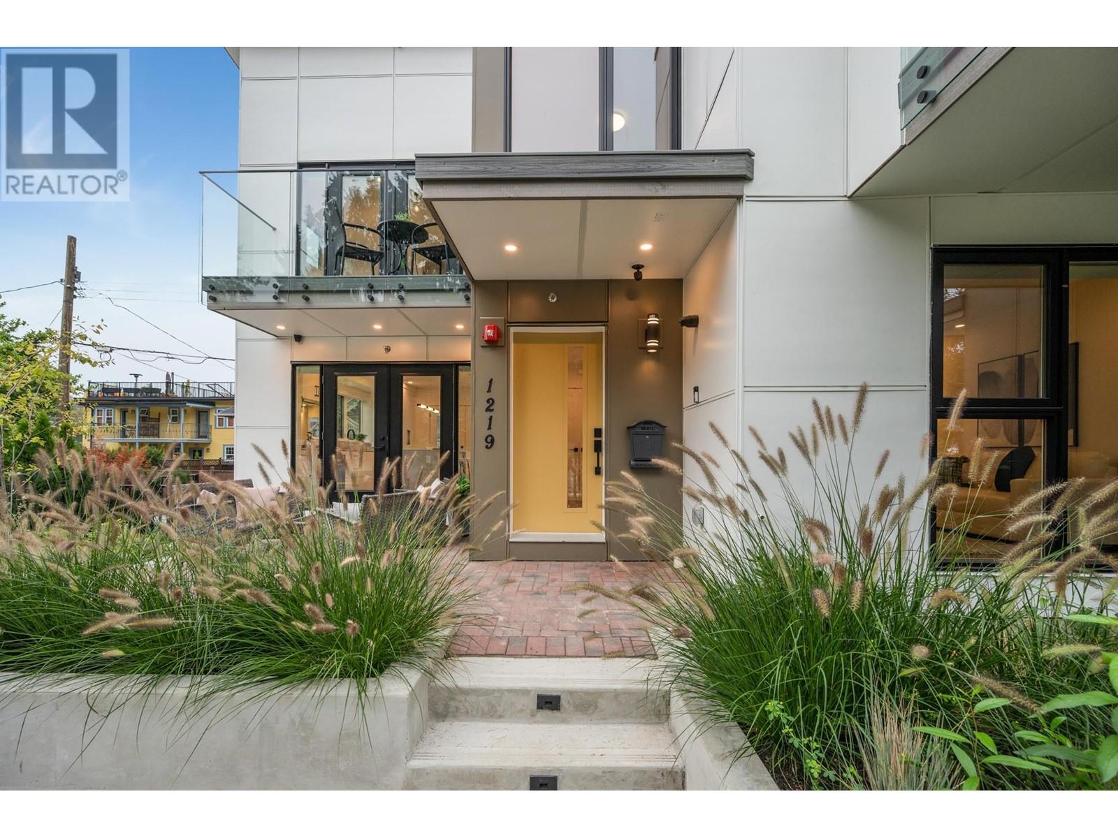 1219 WOLFE AVENUE, vancouver, British Columbia