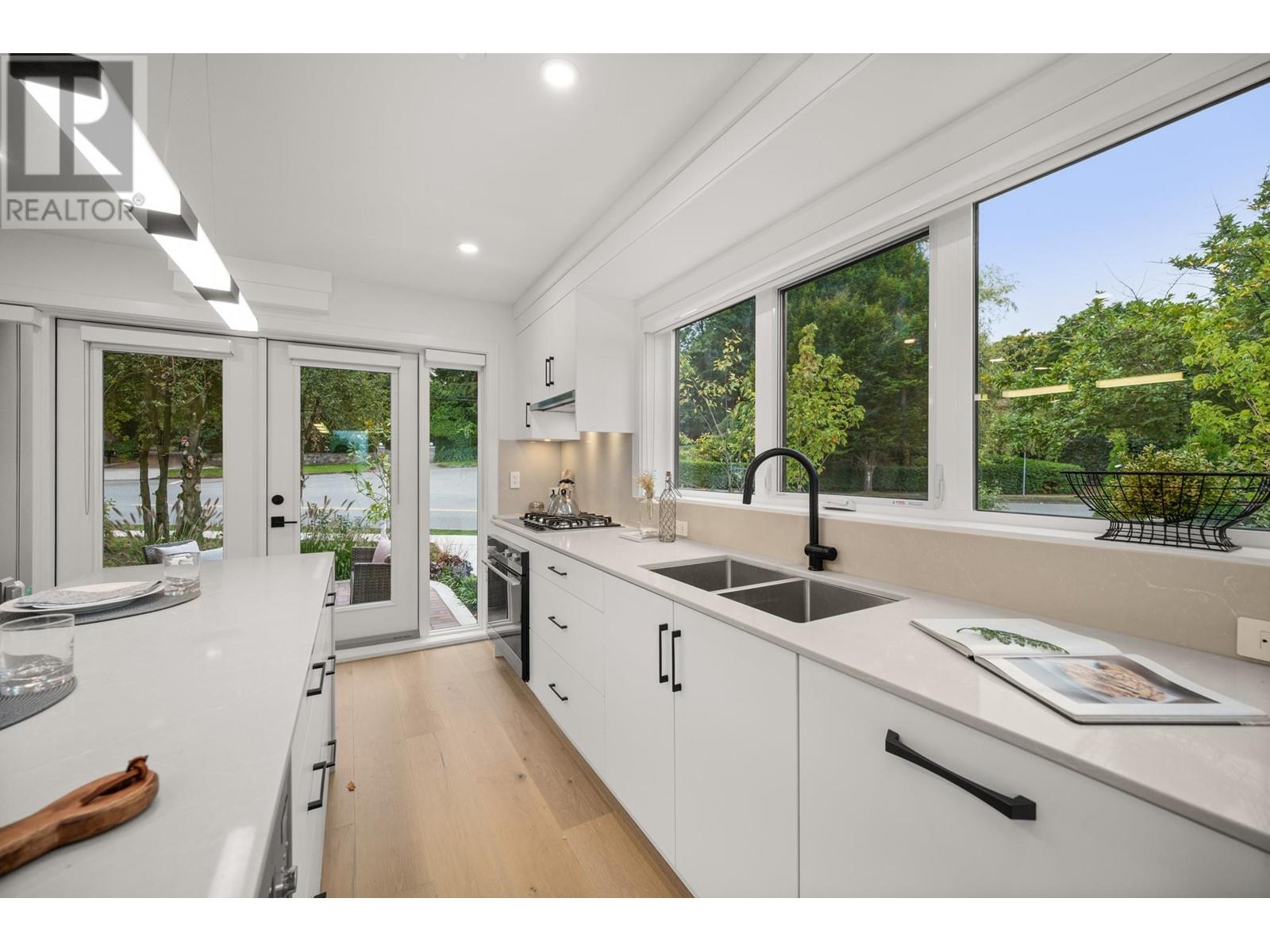 1219 Wolfe Avenue, Vancouver, British Columbia  V6H 1S8 - Photo 14 - R2820147