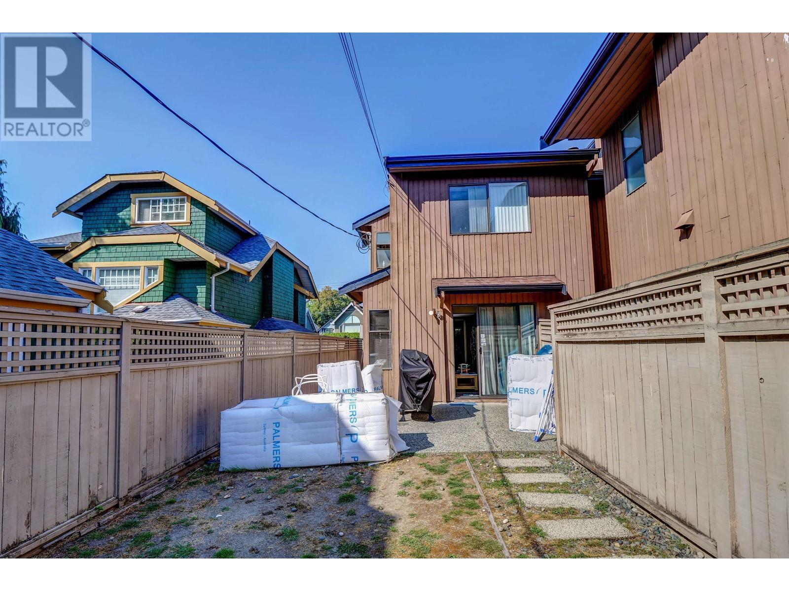 2940 W 8th Avenue, Vancouver, British Columbia  V6K 2C1 - Photo 16 - R2820100