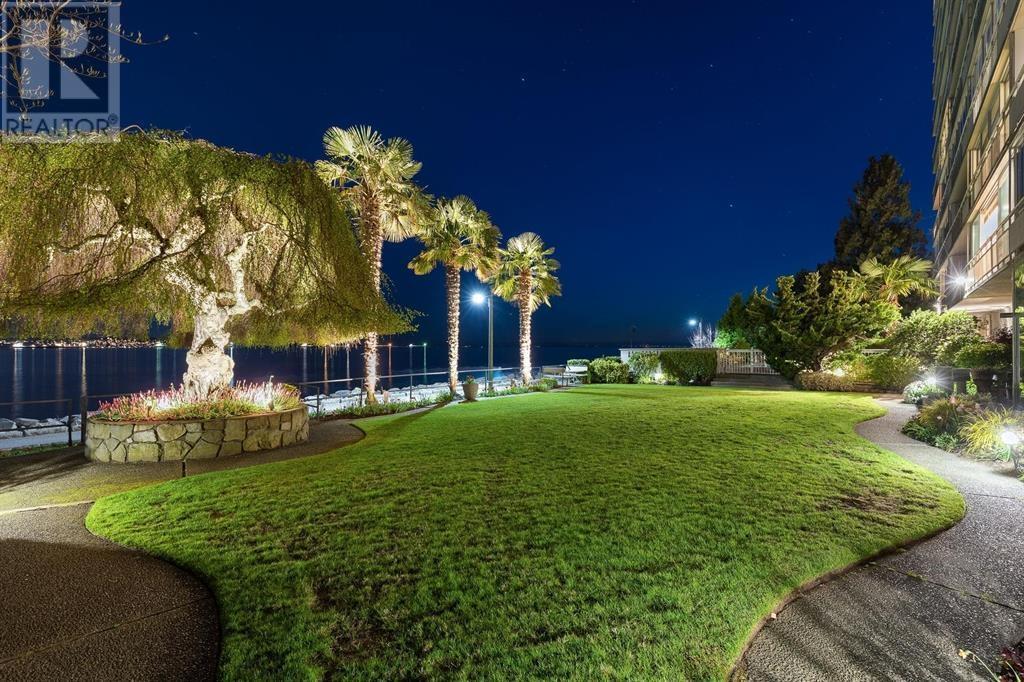 404 150 24th Street, West Vancouver, British Columbia  V7V 4G8 - Photo 5 - R2820138