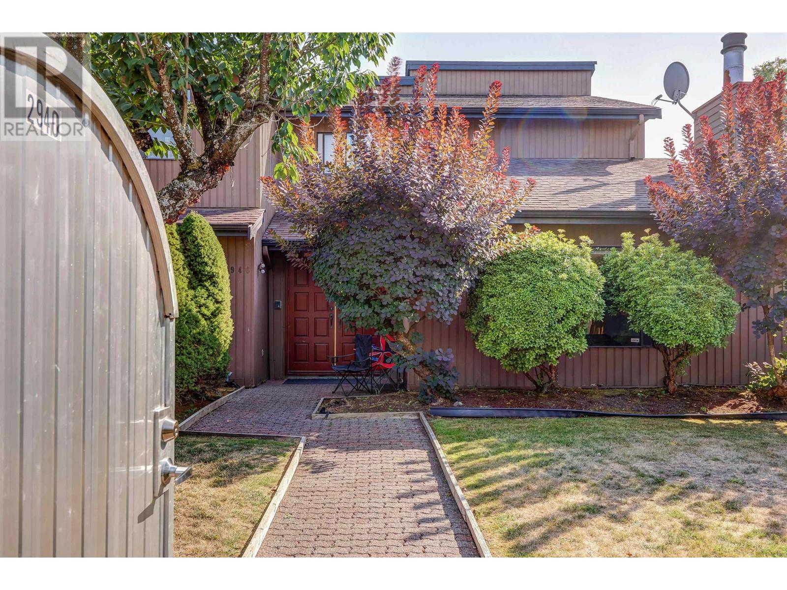 2940 W 8TH AVENUE, vancouver, British Columbia