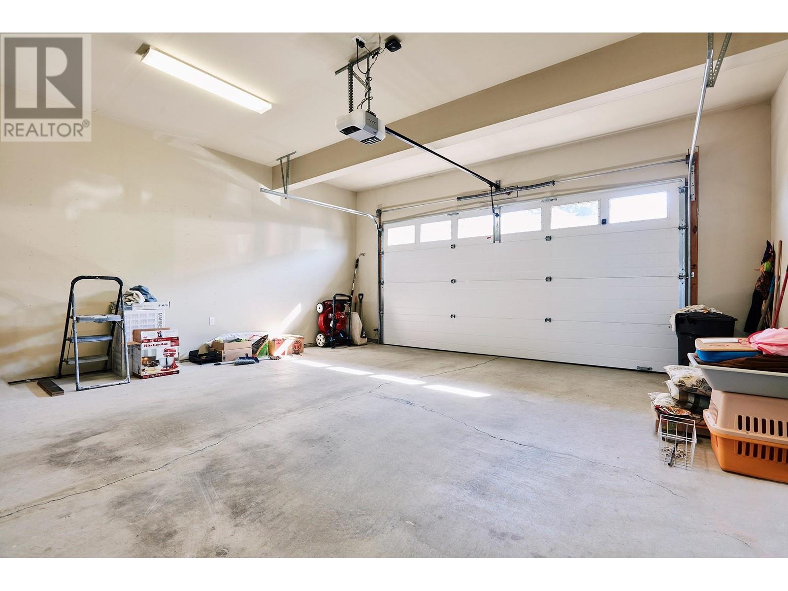 23941 106 Avenue, Maple Ridge, British Columbia  V2W 1X1 - Photo 30 - R2819452
