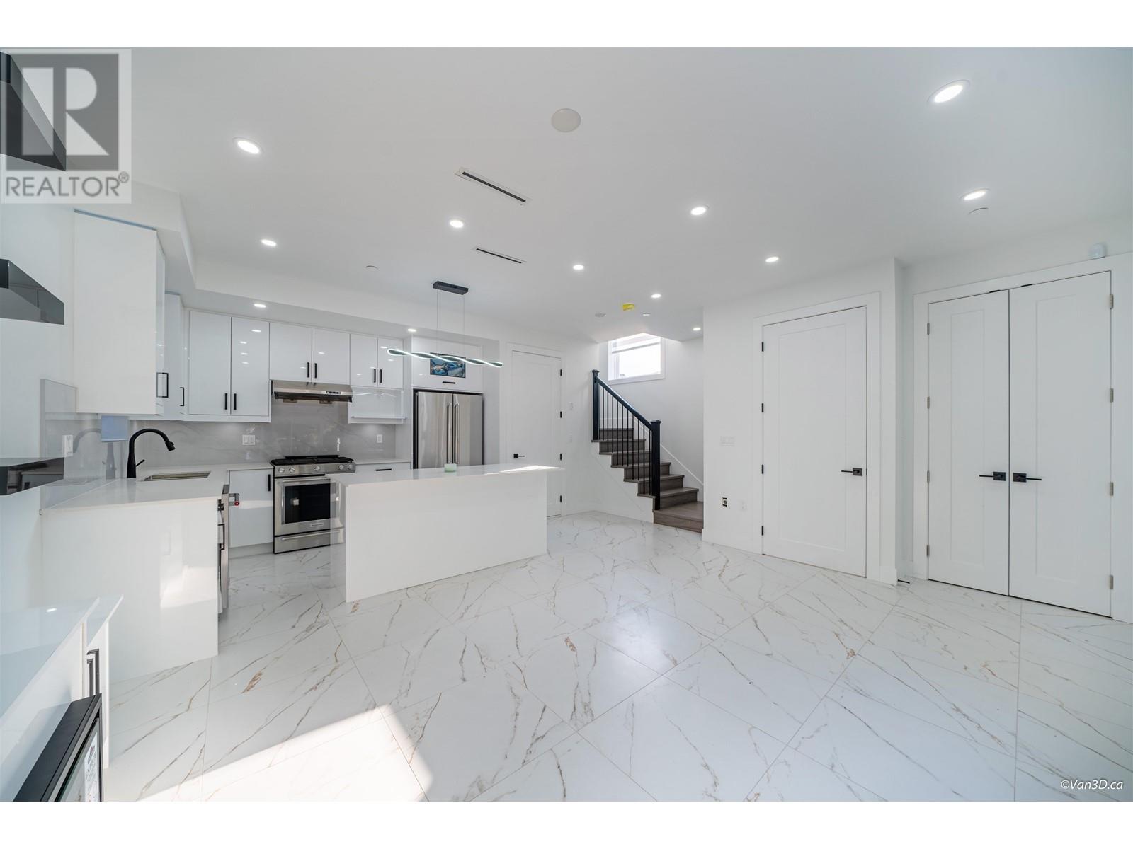 584 E 49th Avenue, Vancouver, British Columbia  V5W 2G9 - Photo 3 - R2812991
