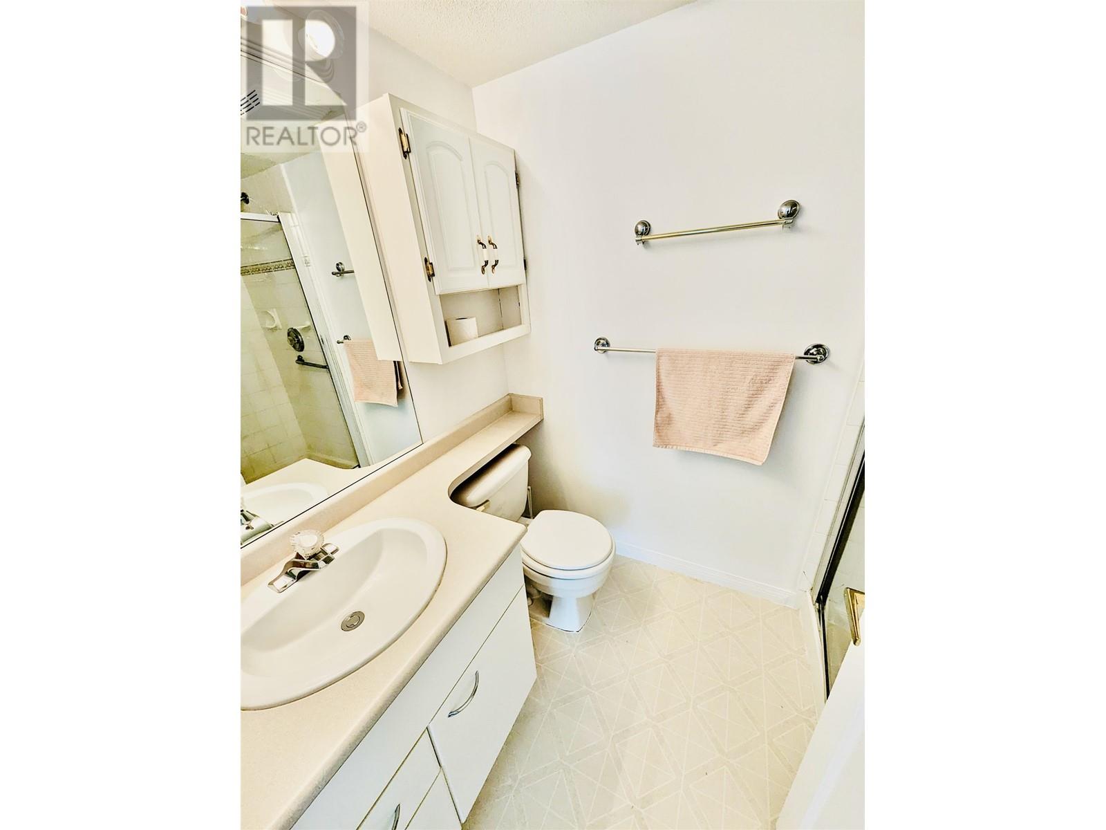 304 5855 Cowrie Street, Sechelt, British Columbia  V7Z 0K1 - Photo 13 - R2816615