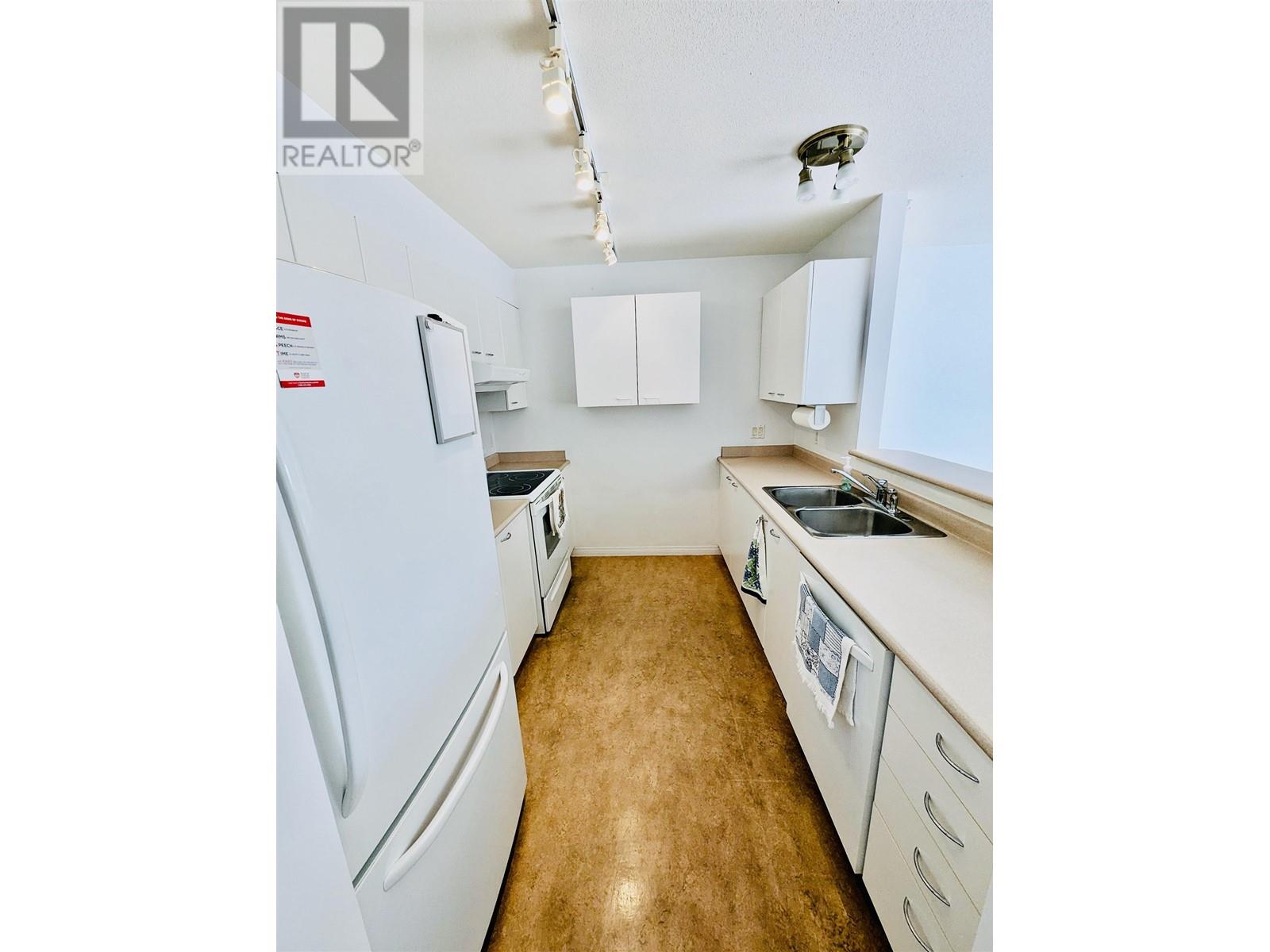 304 5855 Cowrie Street, Sechelt, British Columbia  V7Z 0K1 - Photo 4 - R2816615