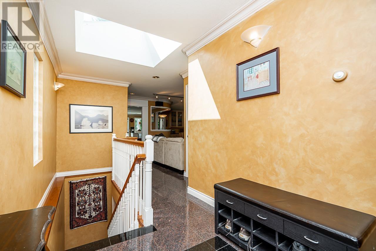 4275 St. Pauls Avenue, North Vancouver, British Columbia  V7N 1T4 - Photo 5 - R2813934