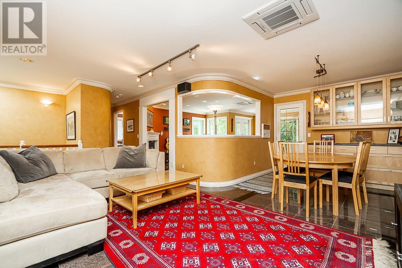 4275 St. Pauls Avenue, North Vancouver, British Columbia  V7N 1T4 - Photo 7 - R2813934