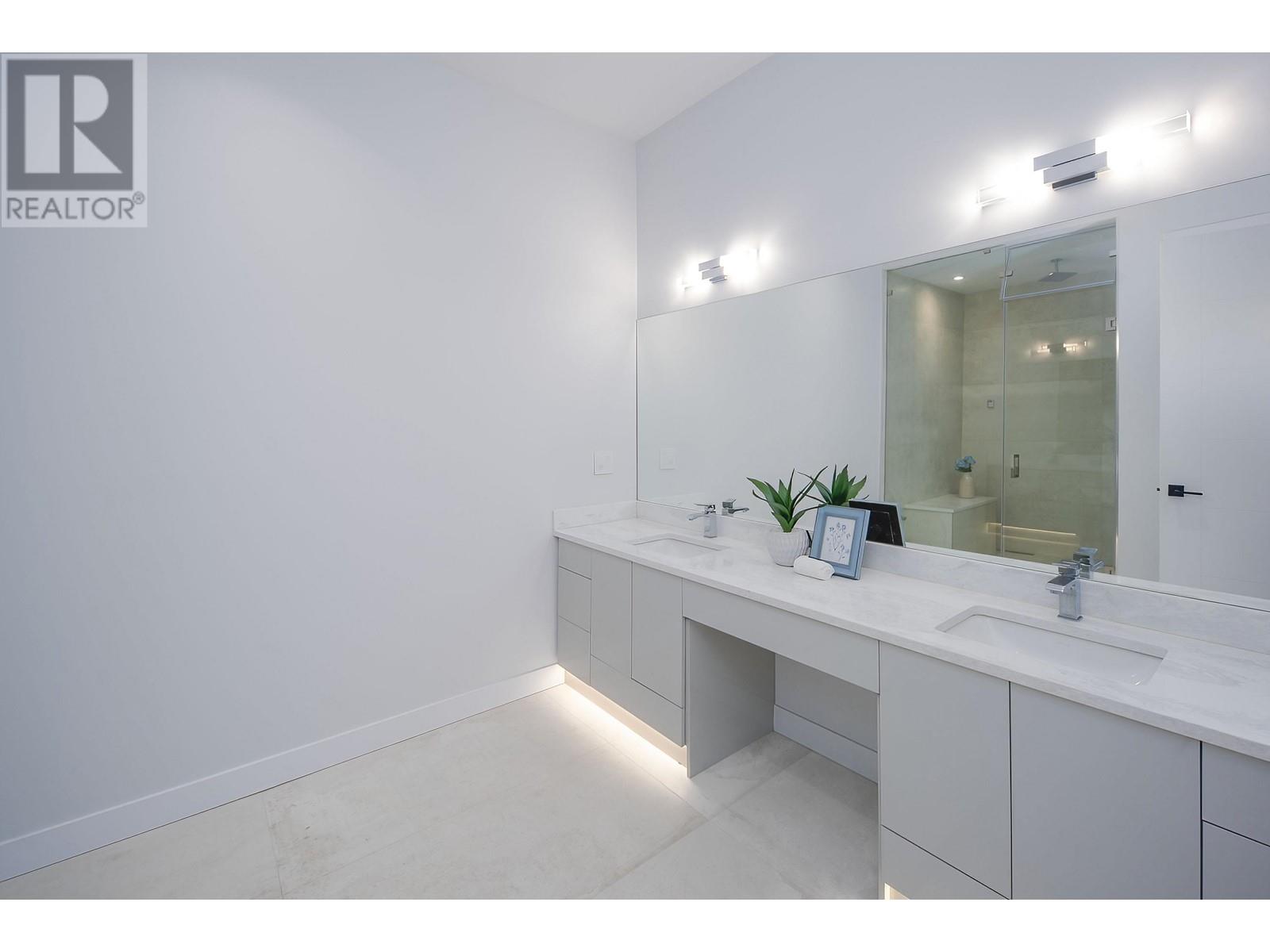 1445 Shay Street, Coquitlam, British Columbia  V3E 0M3 - Photo 34 - R2820153