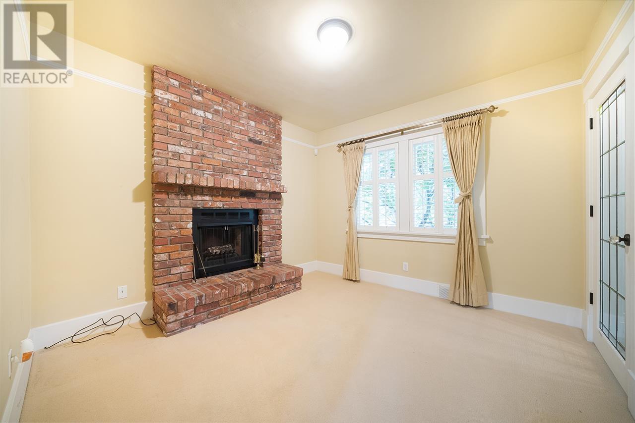 4313 Victory Street, Burnaby, British Columbia  V5J 1R1 - Photo 8 - R2818806