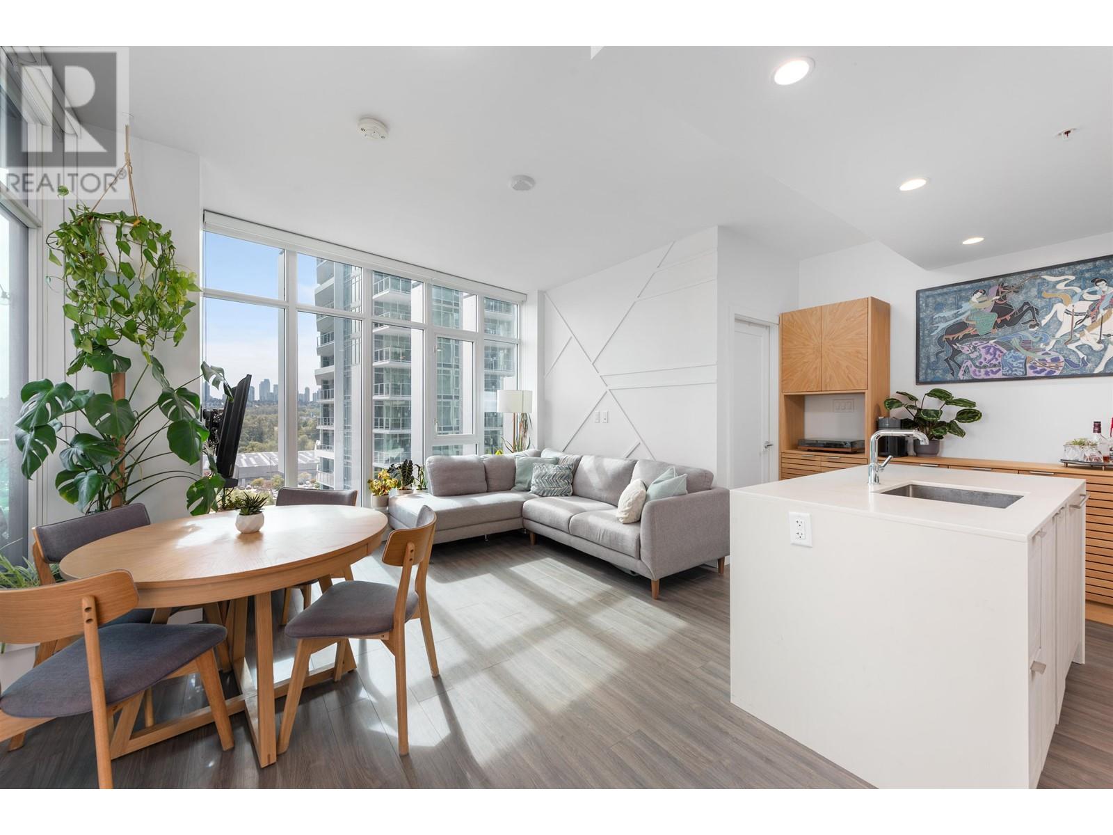 1204 2311 Beta Avenue, Burnaby, British Columbia  V5C 0M1 - Photo 2 - R2819718
