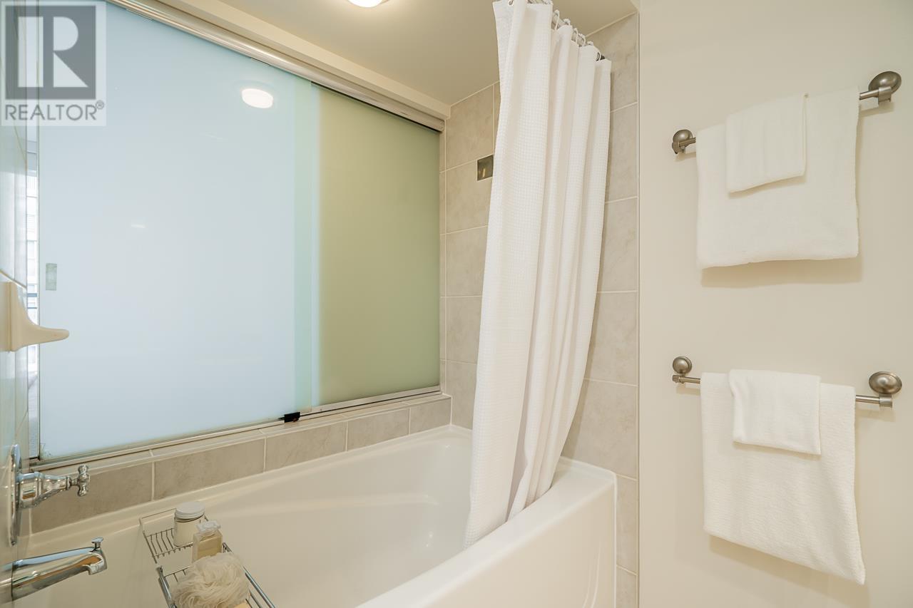 1705 989 Richards Street, Vancouver, British Columbia  V6B 6R6 - Photo 20 - R2819736