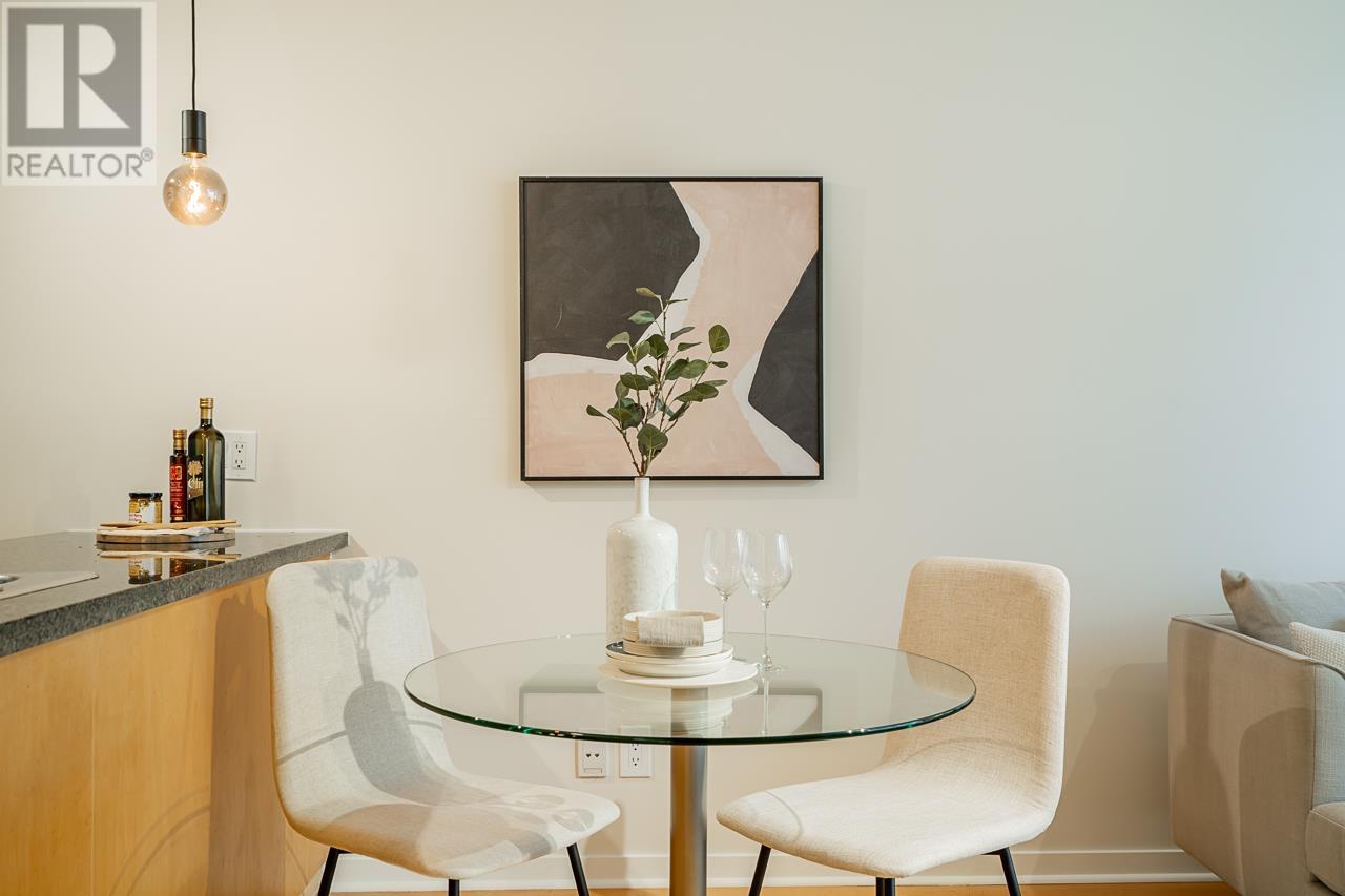 1705 989 Richards Street, Vancouver, British Columbia  V6B 6R6 - Photo 13 - R2819736