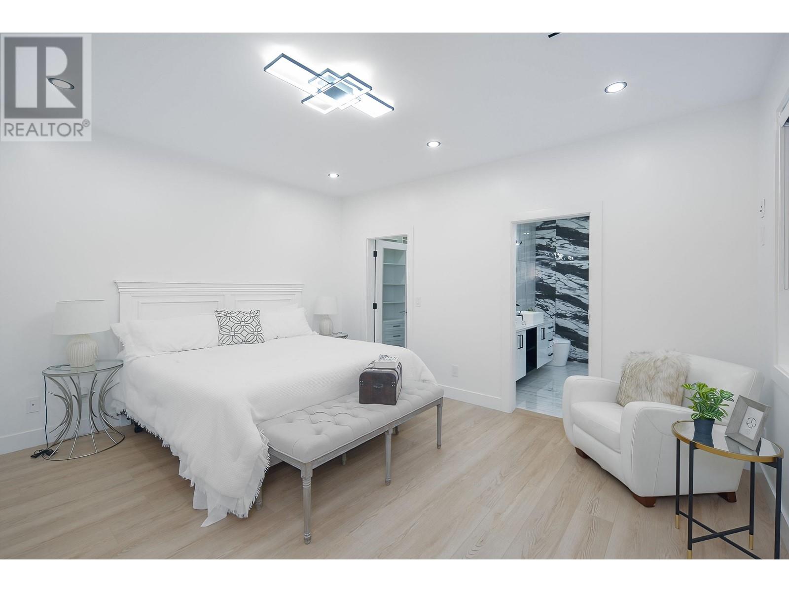 7045 Ridge Drive, Burnaby, British Columbia  V5A 1A8 - Photo 18 - R2810612