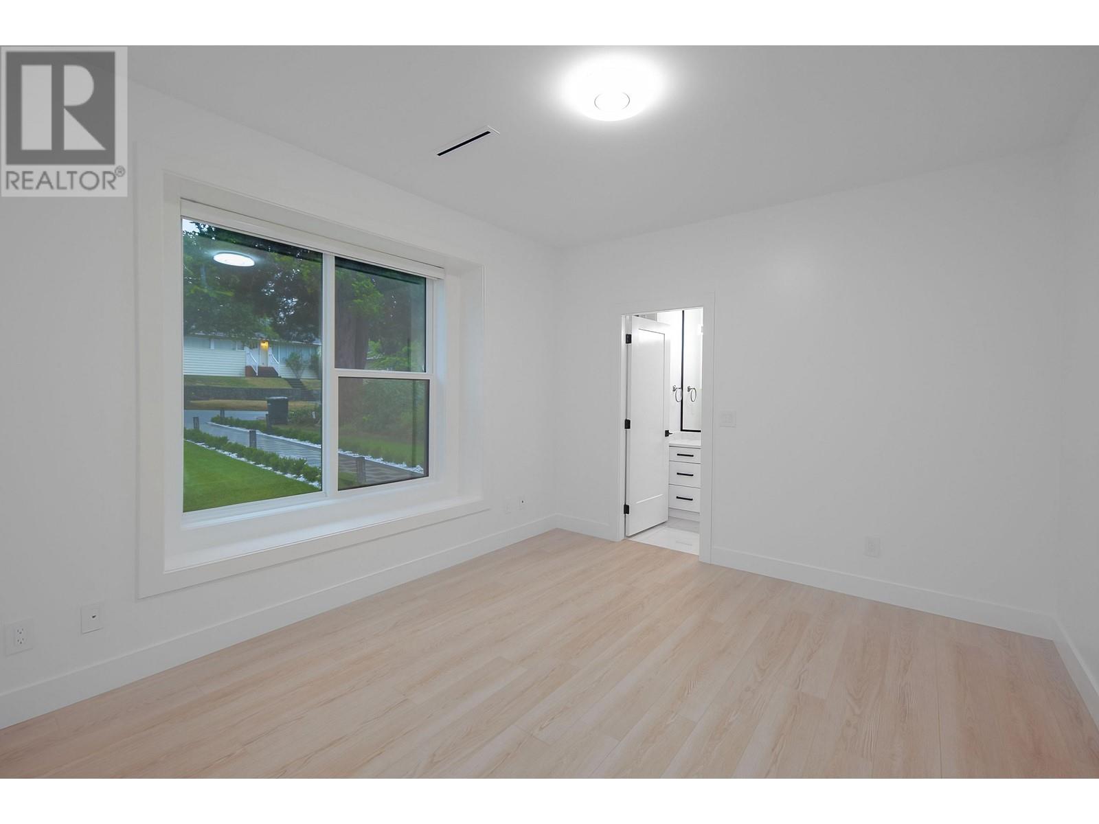 7045 Ridge Drive, Burnaby, British Columbia  V5A 1A8 - Photo 23 - R2810612