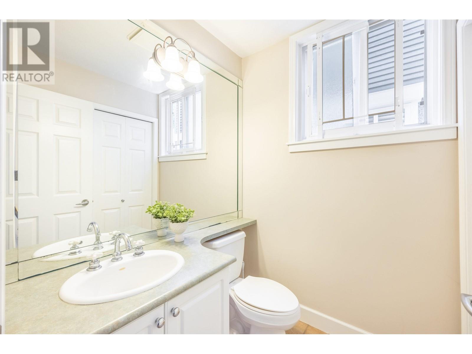 11 3511 Granville Avenue, Richmond, British Columbia  V7C 1C8 - Photo 4 - R2812208