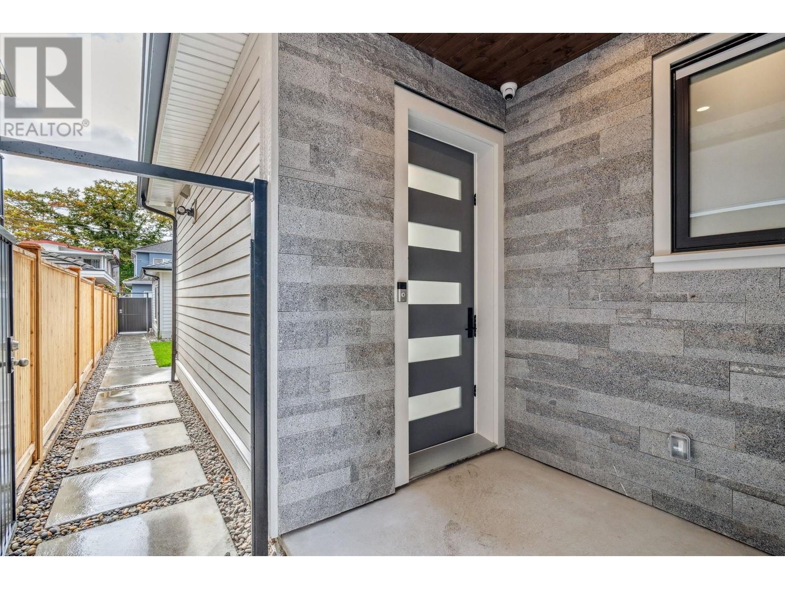 2 2846 Mcgill Street, Vancouver, British Columbia  V5K 1H6 - Photo 28 - R2820008