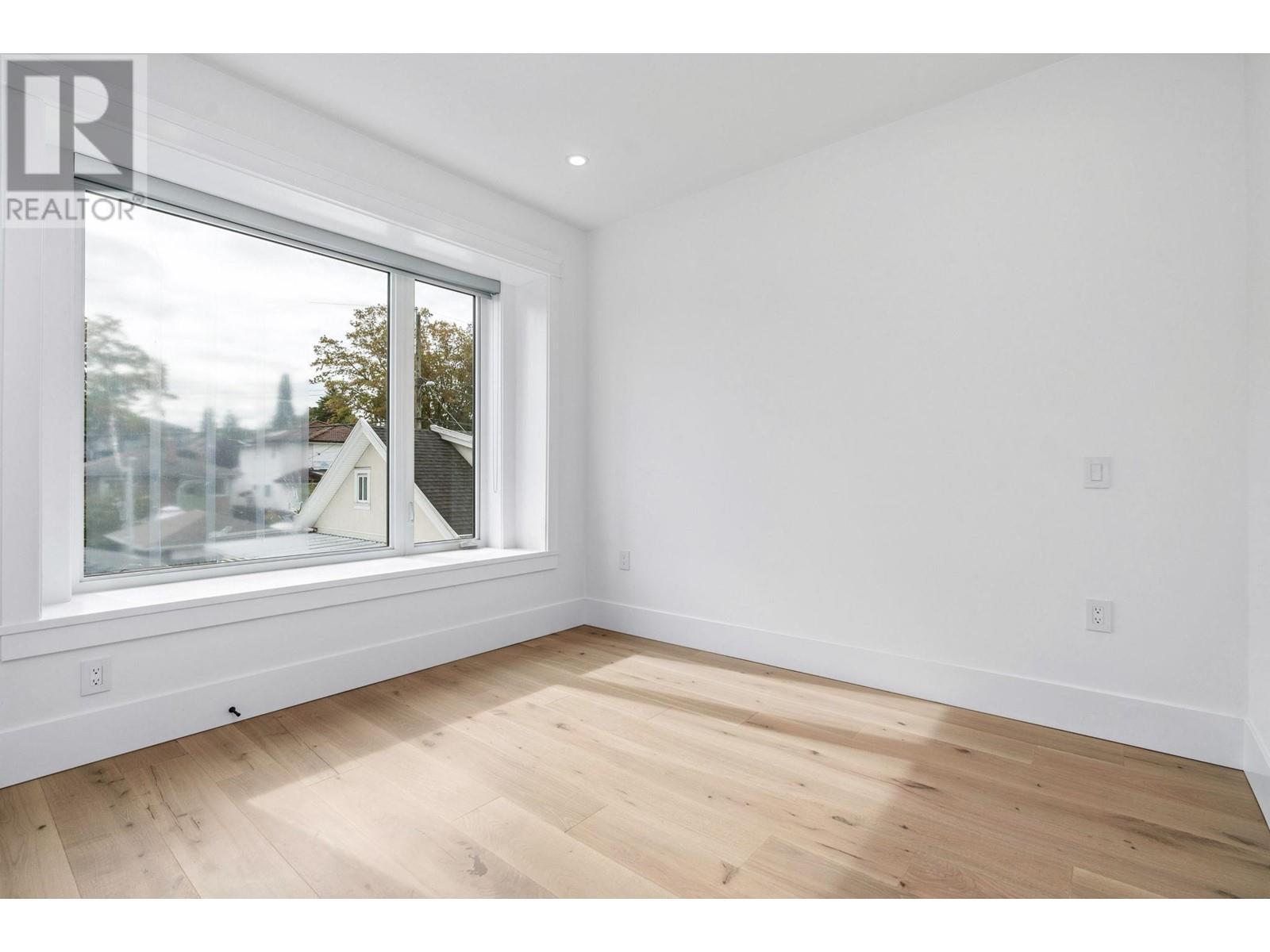 2 2846 Mcgill Street, Vancouver, British Columbia  V5K 1H6 - Photo 22 - R2820008