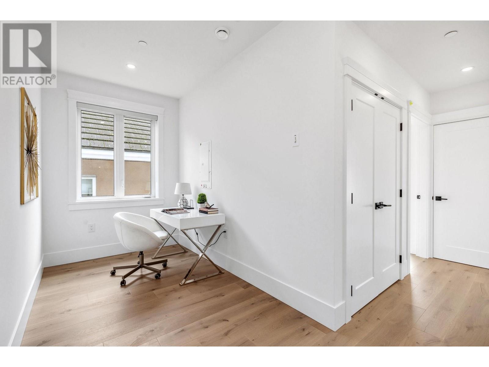 2 2846 Mcgill Street, Vancouver, British Columbia  V5K 1H6 - Photo 24 - R2820008