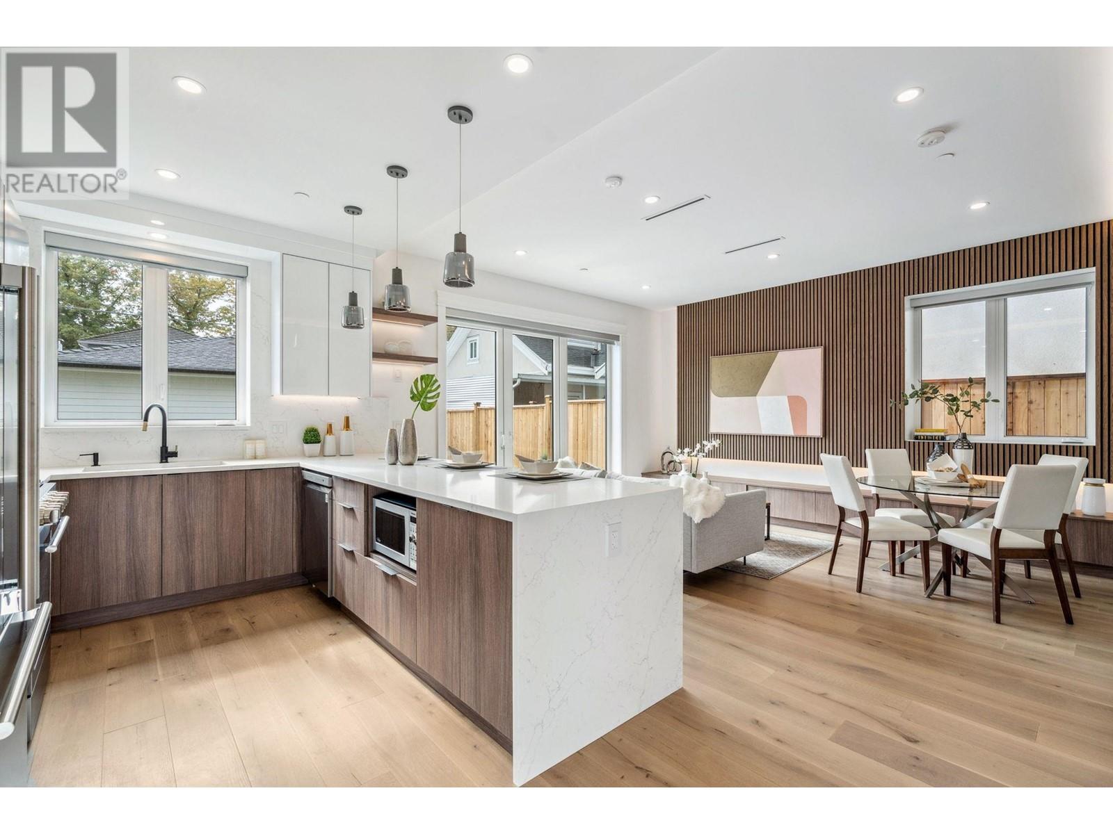 2 2846 Mcgill Street, Vancouver, British Columbia  V5K 1H6 - Photo 13 - R2820008