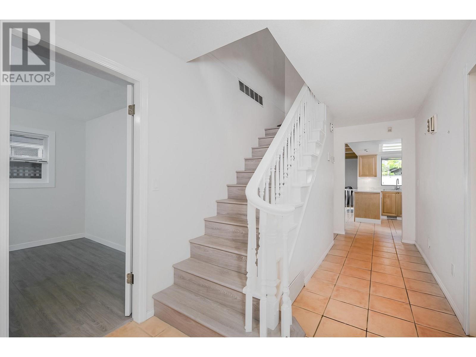5377 Opal Place, Richmond, British Columbia  V7C 5B4 - Photo 7 - R2819741