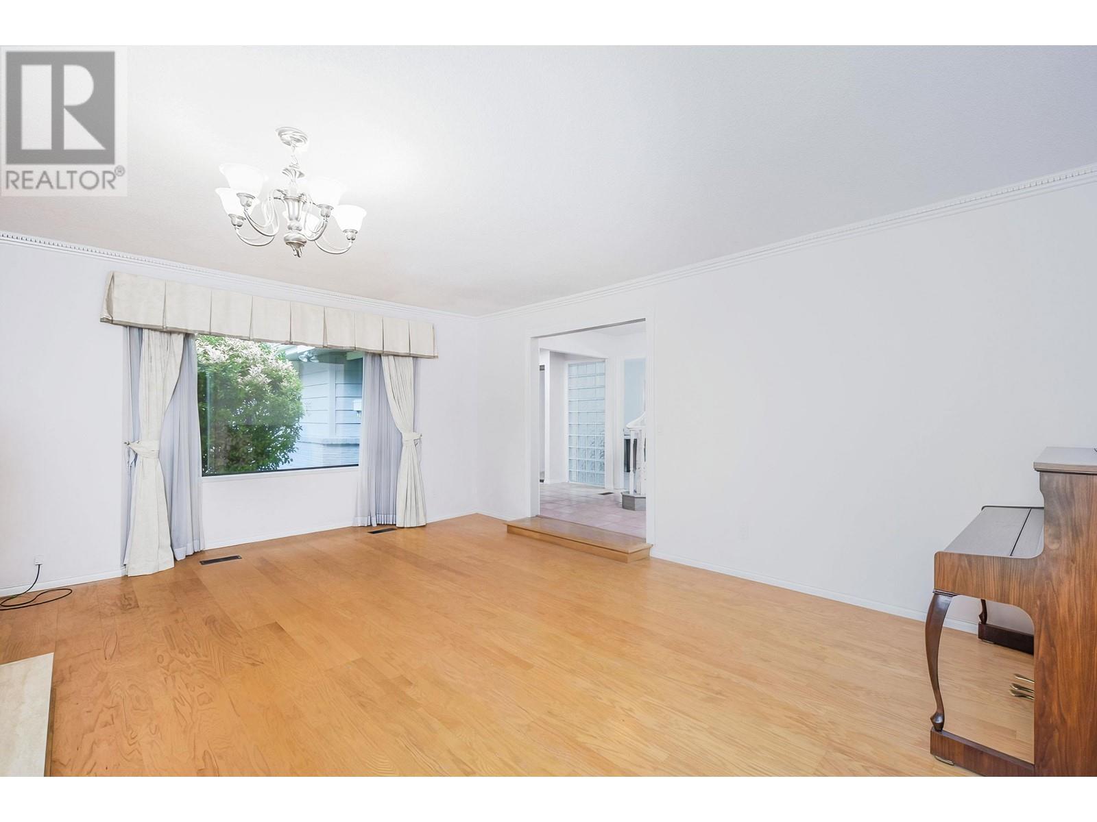 5377 Opal Place, Richmond, British Columbia  V7C 5B4 - Photo 4 - R2819741
