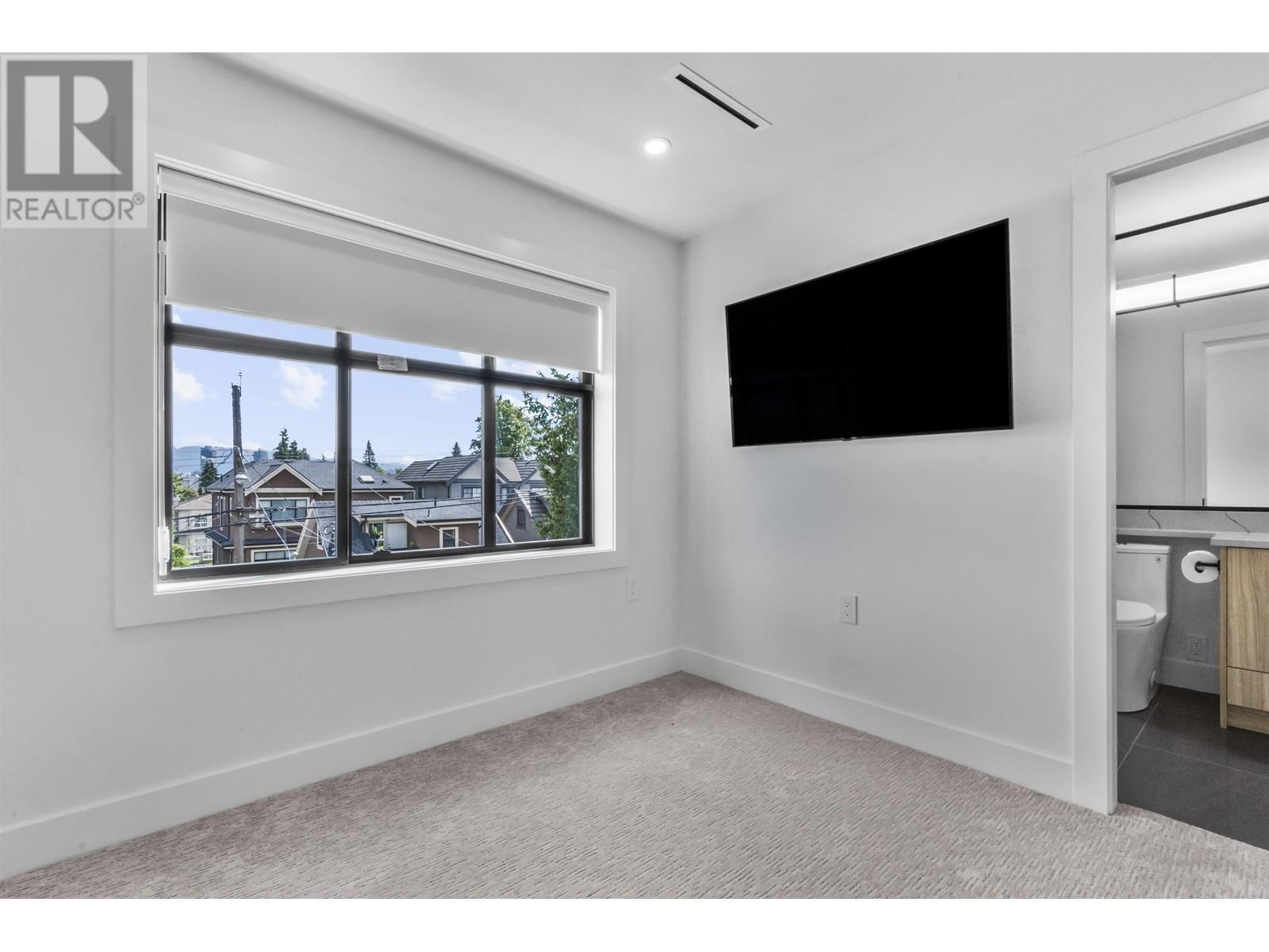 3439 Anzio Drive, Vancouver, British Columbia  V5M 4E2 - Photo 12 - R2820214