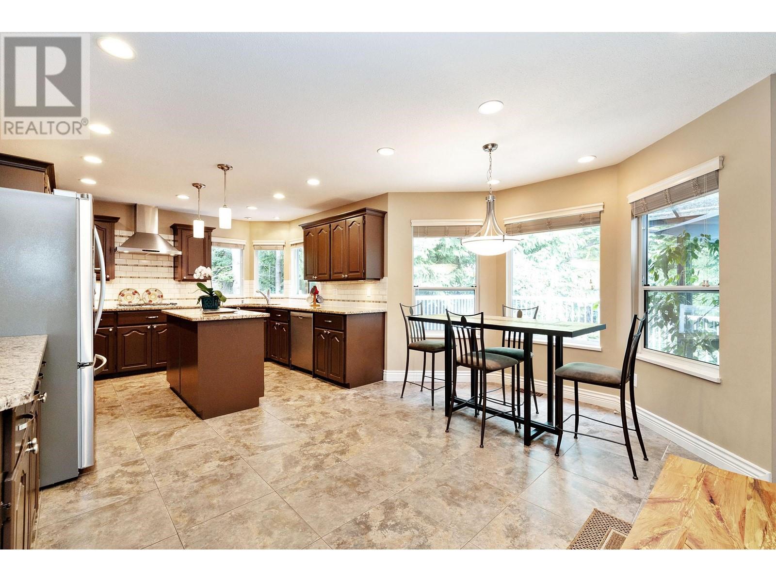 12 Timbercrest Drive, Port Moody, British Columbia  V3H 4T6 - Photo 12 - R2820235