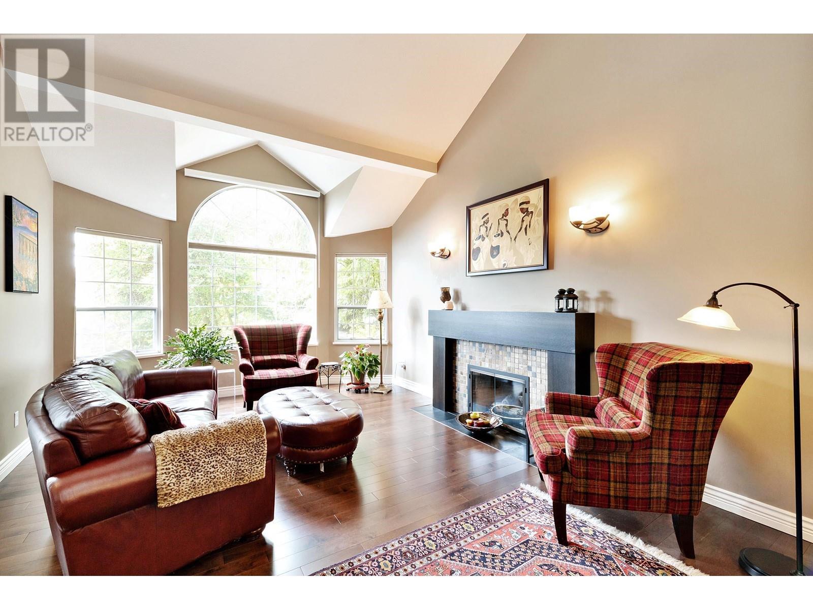 12 Timbercrest Drive, Port Moody, British Columbia  V3H 4T6 - Photo 4 - R2820235