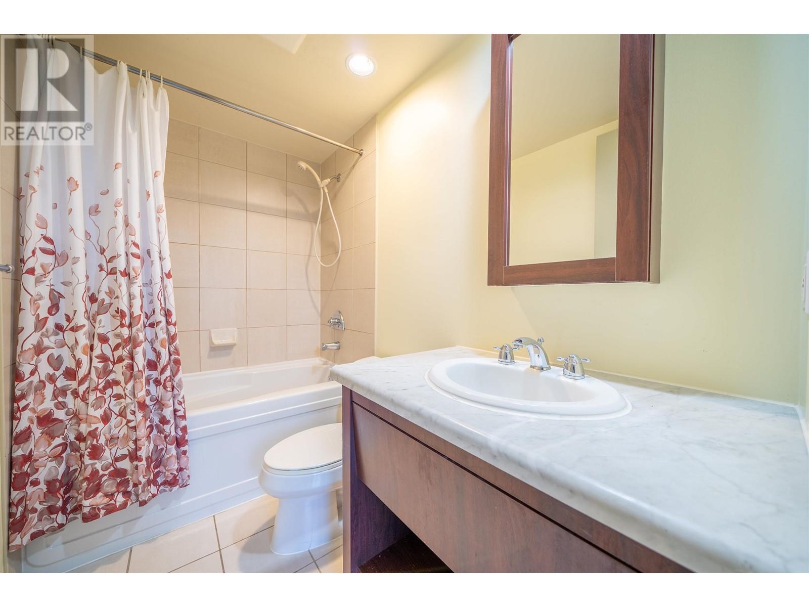 305 7368 Sandborne Avenue, Burnaby, British Columbia  V3N 5C5 - Photo 10 - R2820205