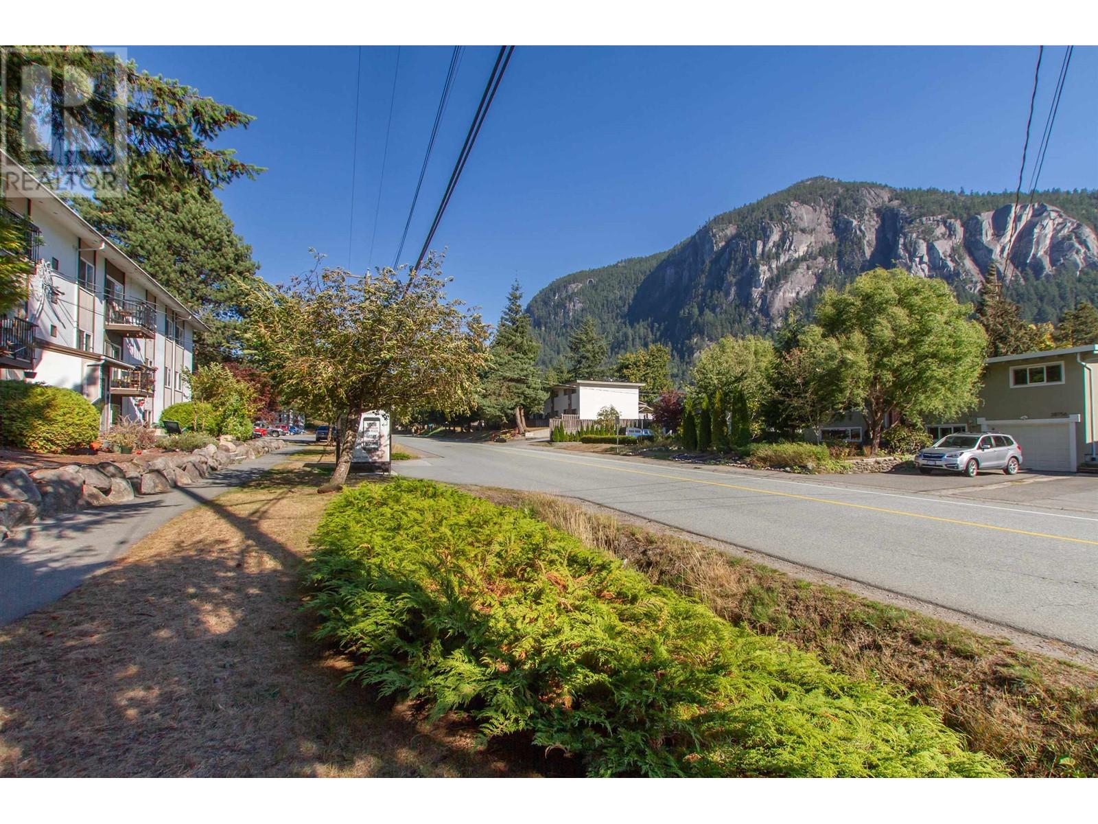 10 38171 Westway Avenue, Squamish, British Columbia  V8B 0Y4 - Photo 13 - R2820245