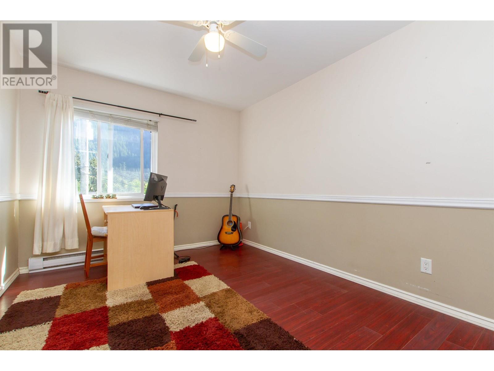 10 38171 Westway Avenue, Squamish, British Columbia  V8B 0Y4 - Photo 8 - R2820245