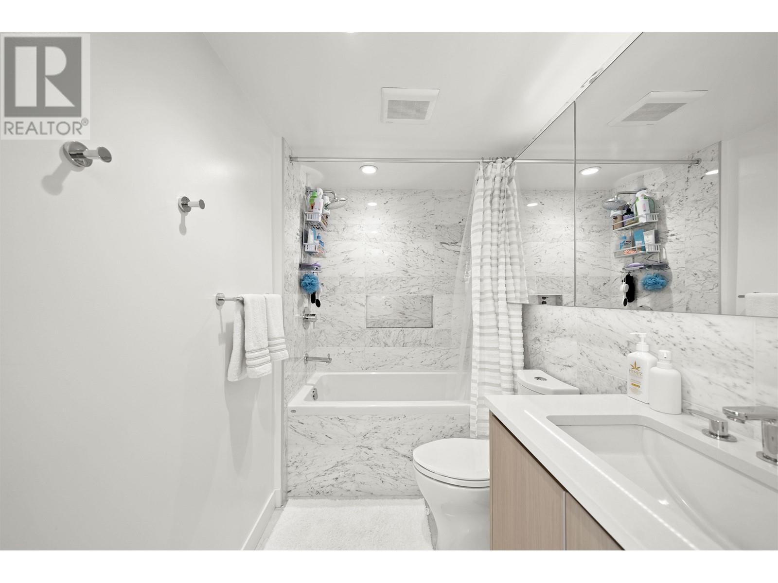 903 1768 Cook Street, Vancouver, British Columbia  V5Y 0N3 - Photo 12 - R2820255